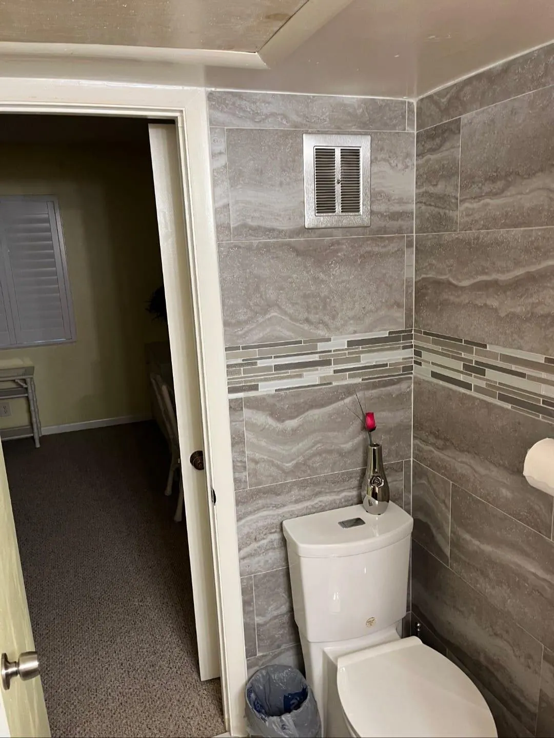 649 W Oakland Park Blvd, #103A