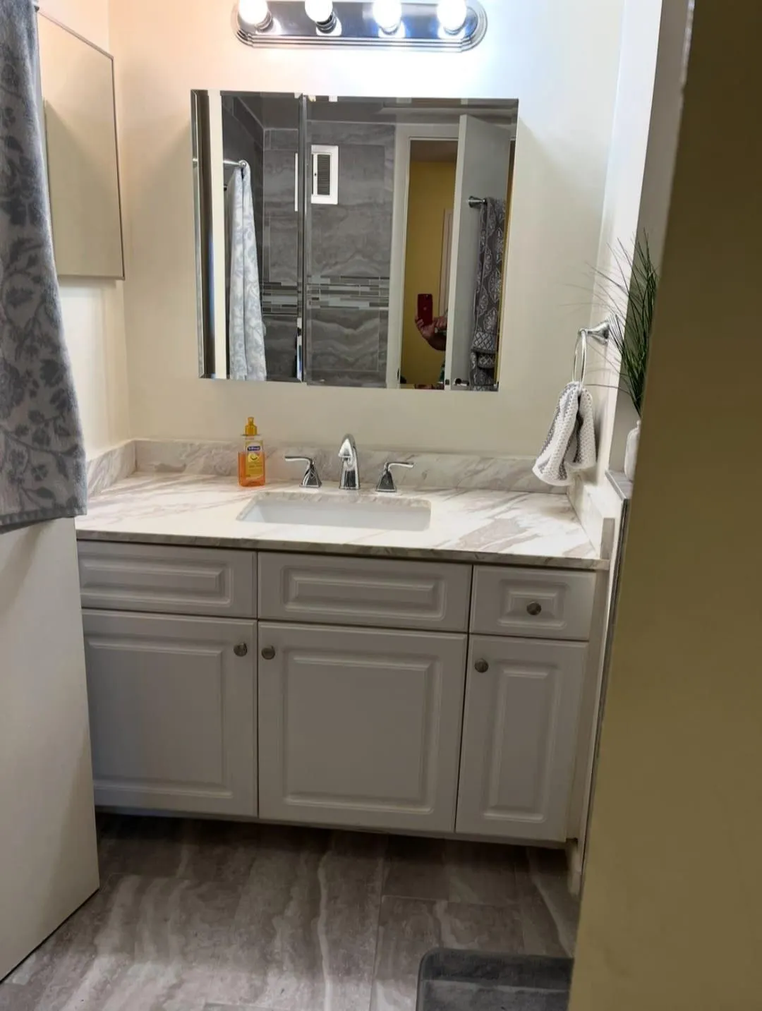 649 W Oakland Park Blvd, #103A