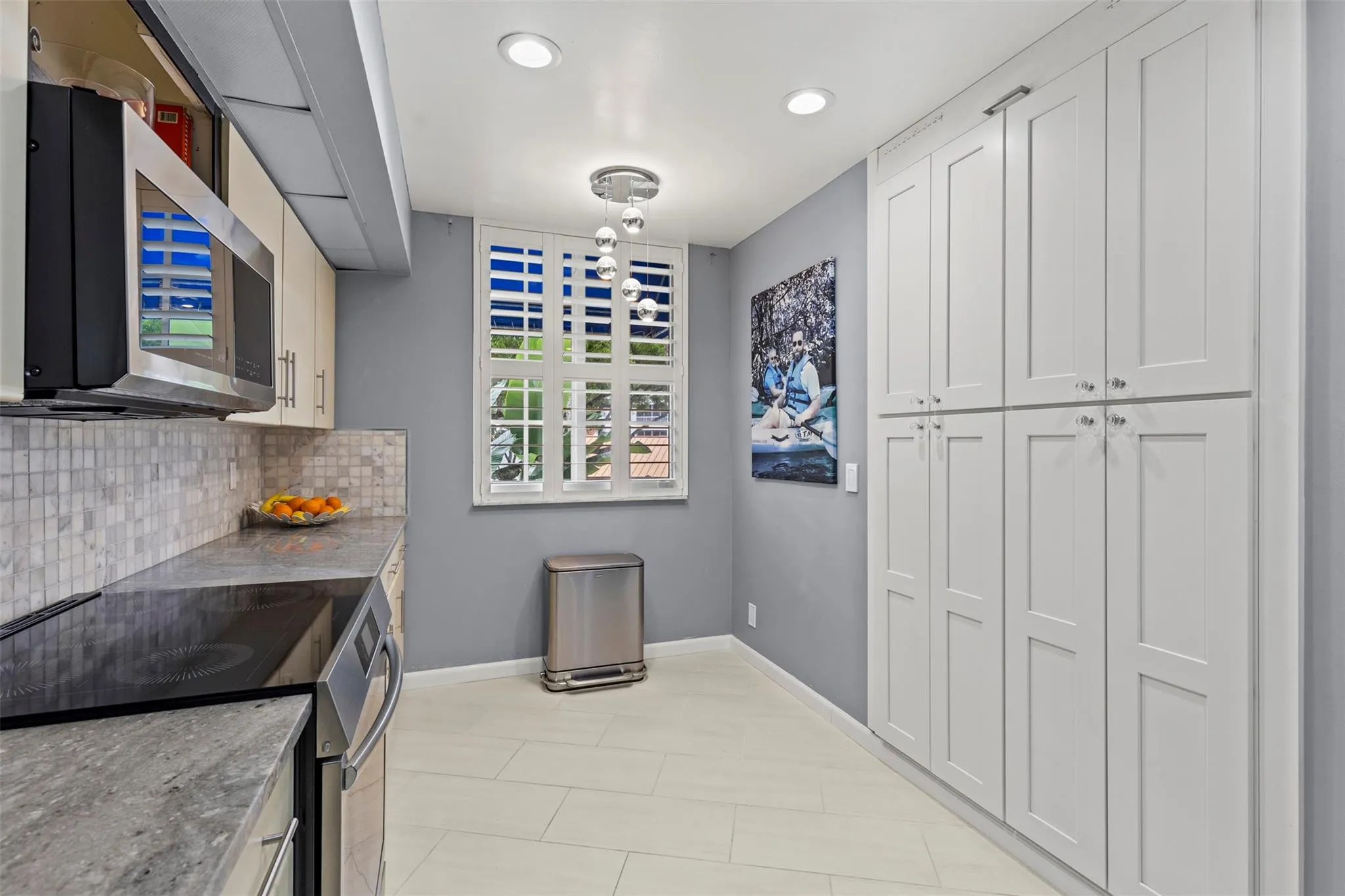 4128 W Palm Aire Dr, #282A