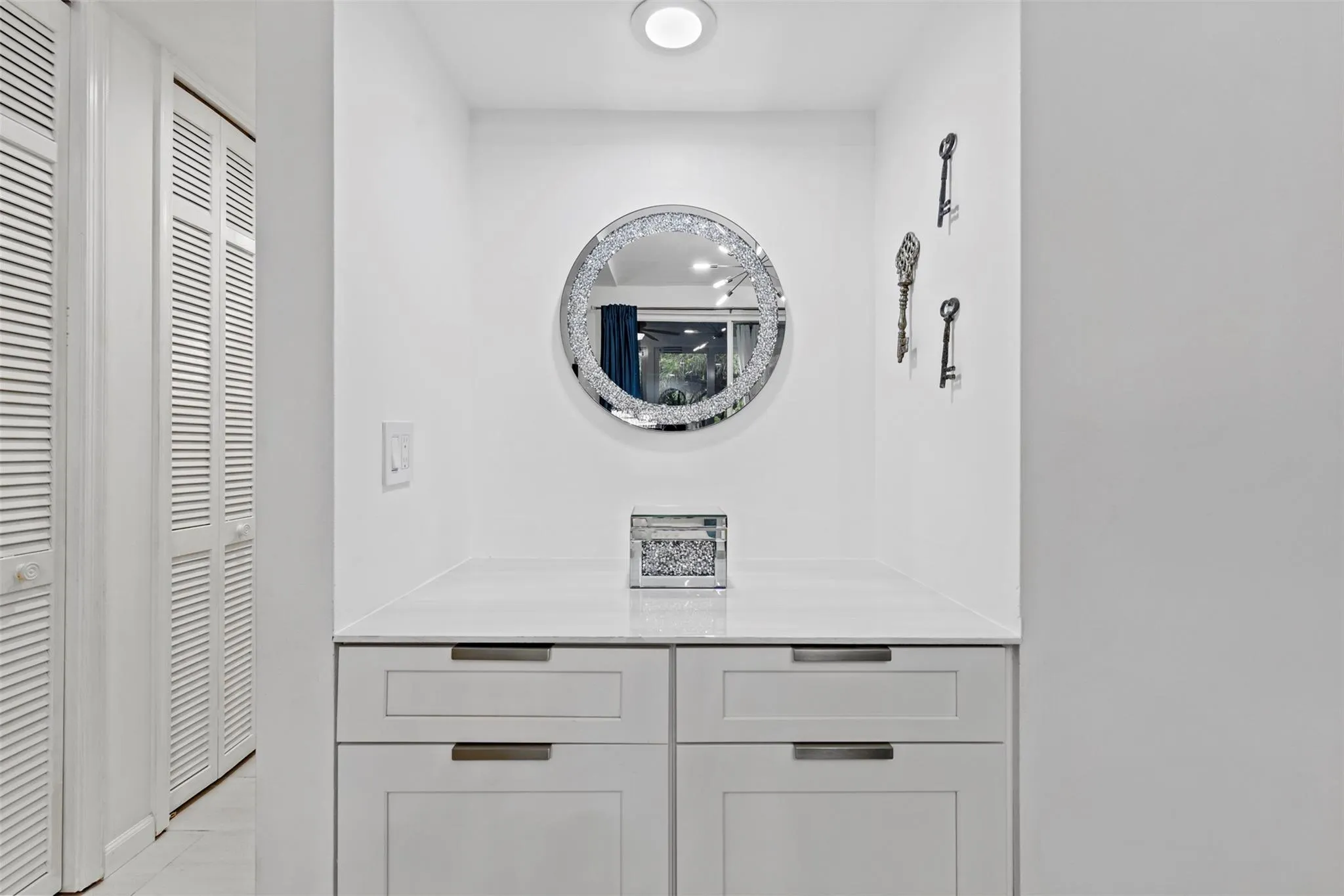 4128 W Palm Aire Dr, #282A