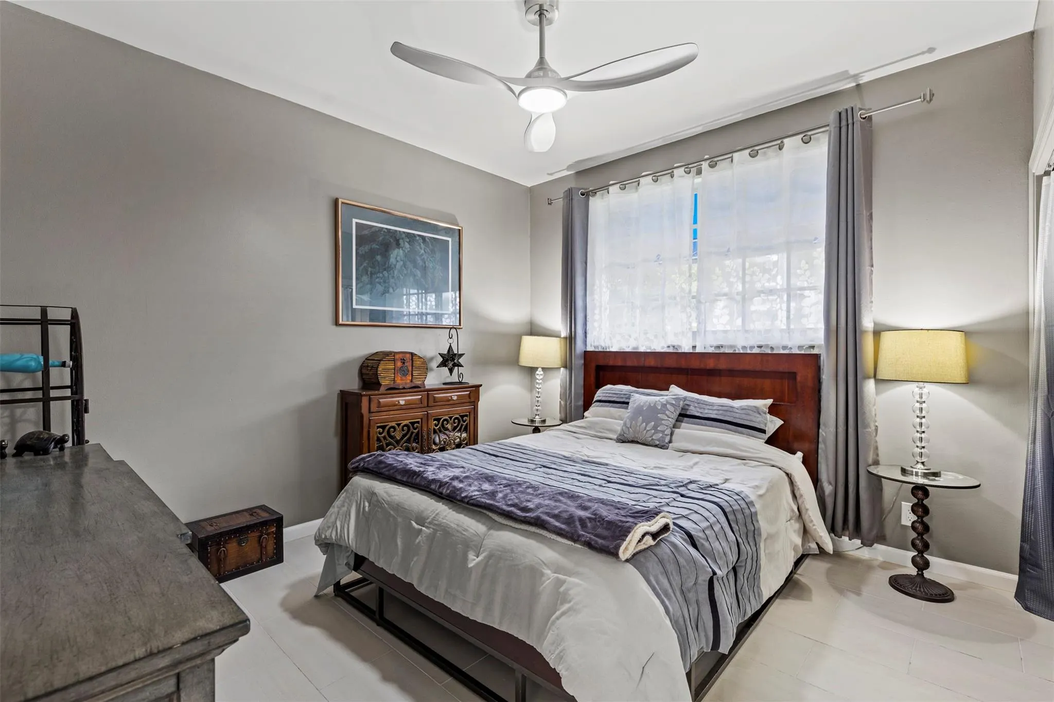 4128 W Palm Aire Dr, #282A