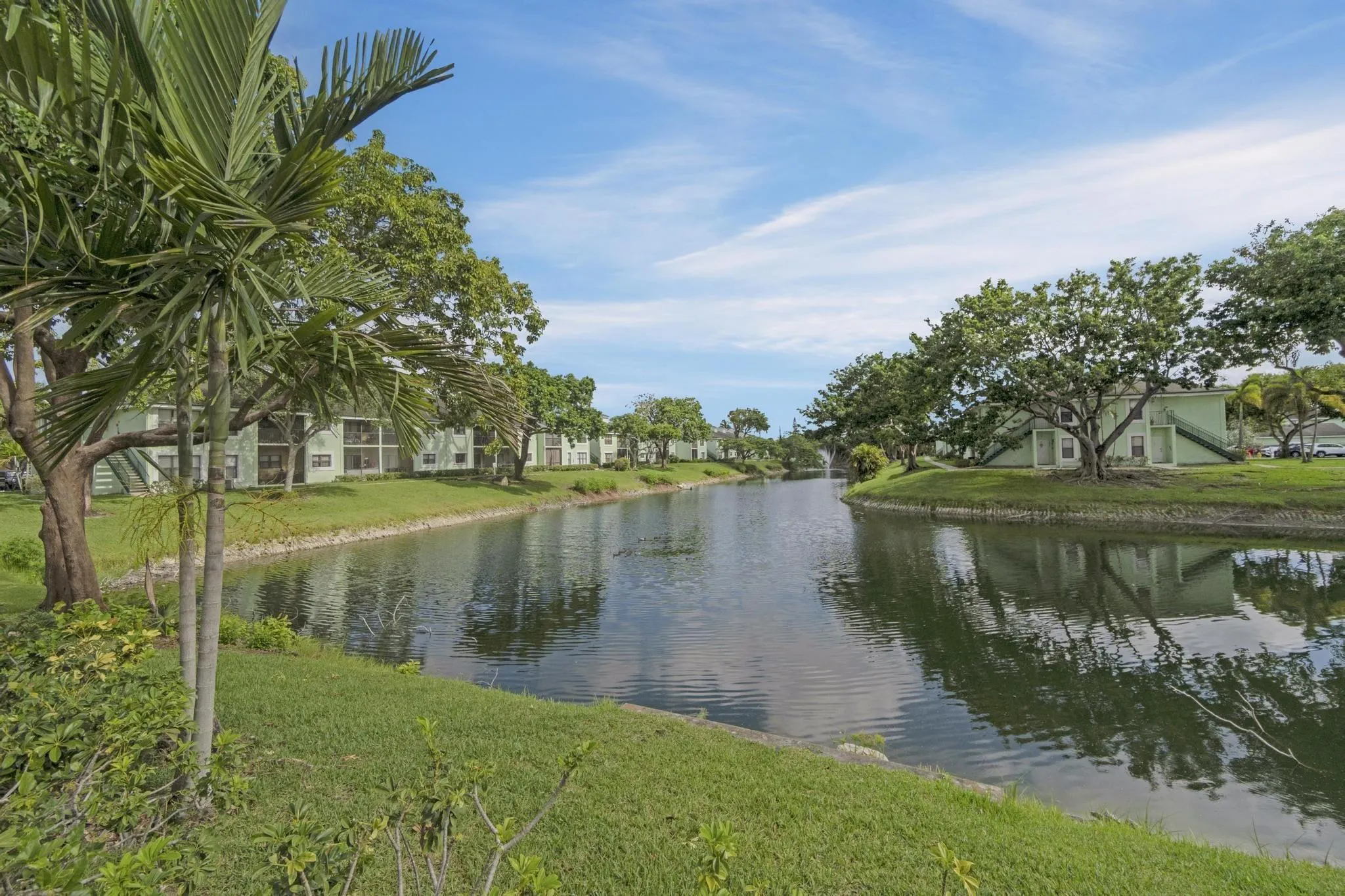 4090 N Pine Island Rd, #303
