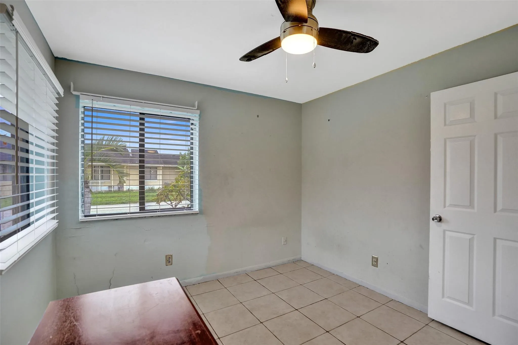 10921 SW 10th Ct