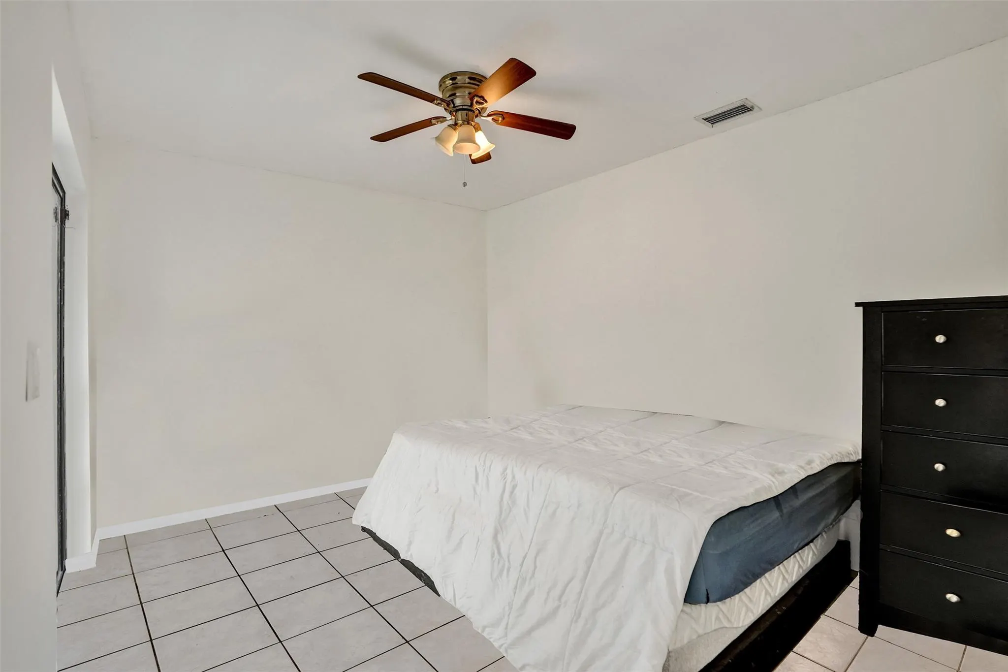 10921 SW 10th Ct