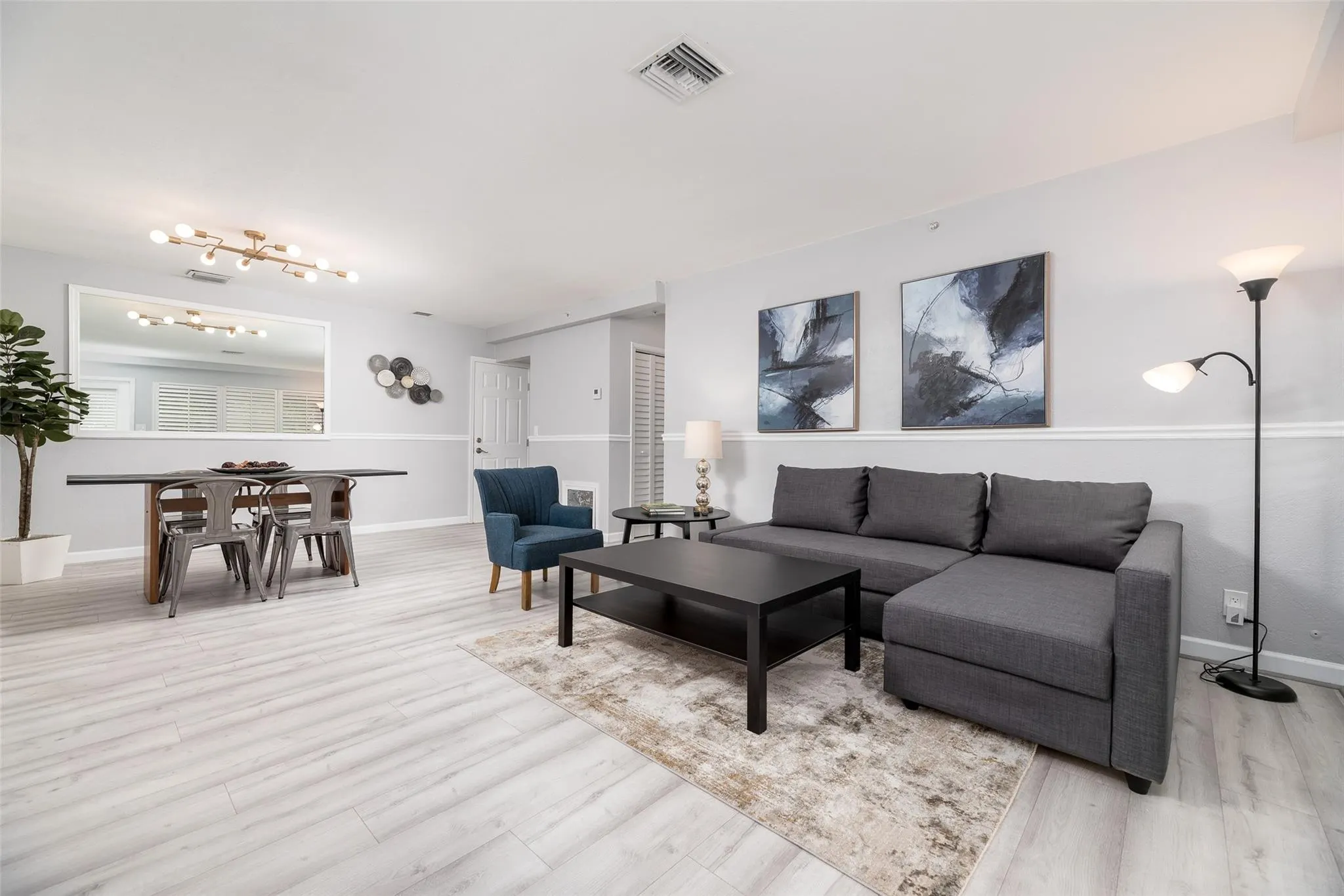 1139 NE 12th Ave, #1