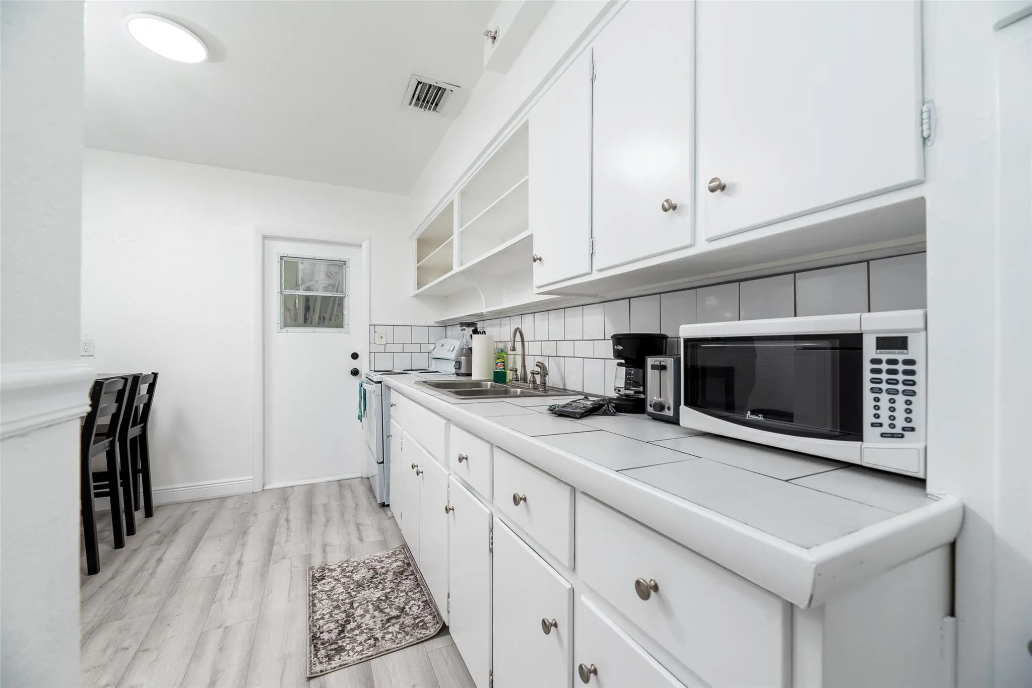 1139 NE 12th Ave, #1