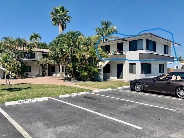 821 N Victoria Park Rd, #7