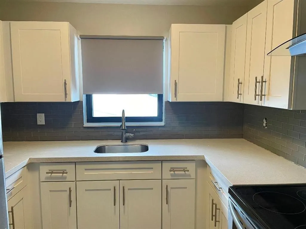 821 N Victoria Park Rd, #7