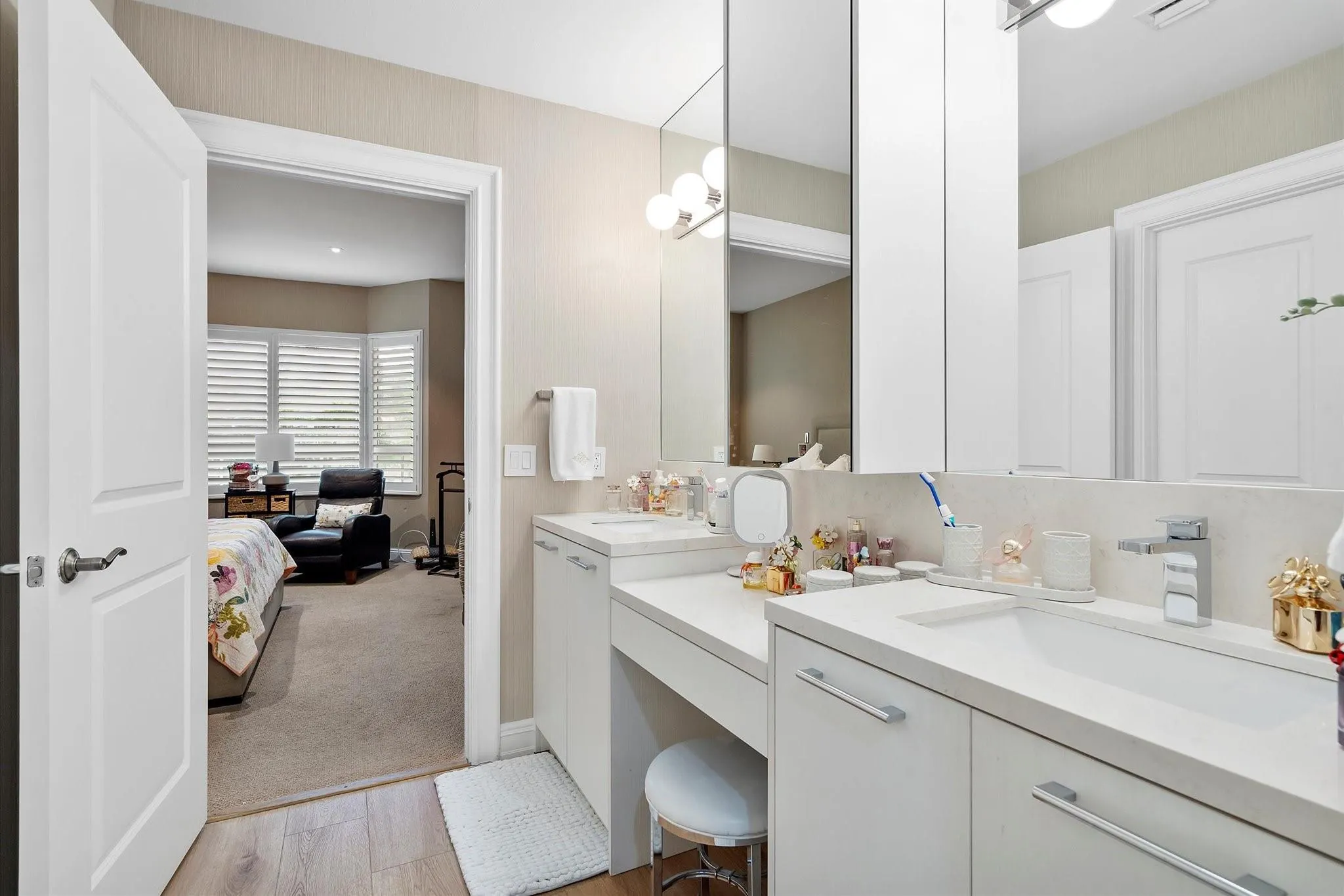 16135 Emerald Estates Dr, #164