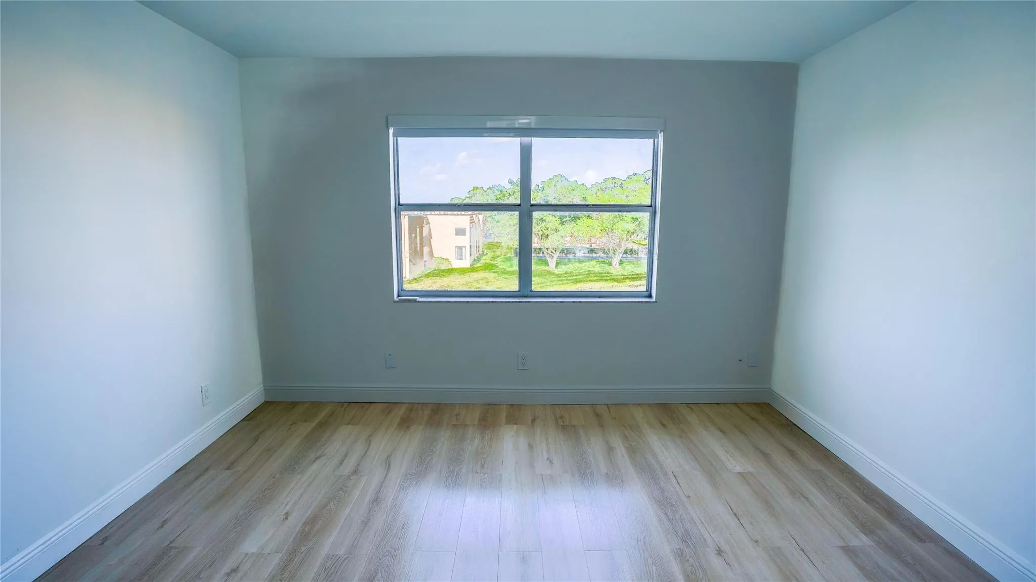 9601 Sunrise Lakes Blvd, #311