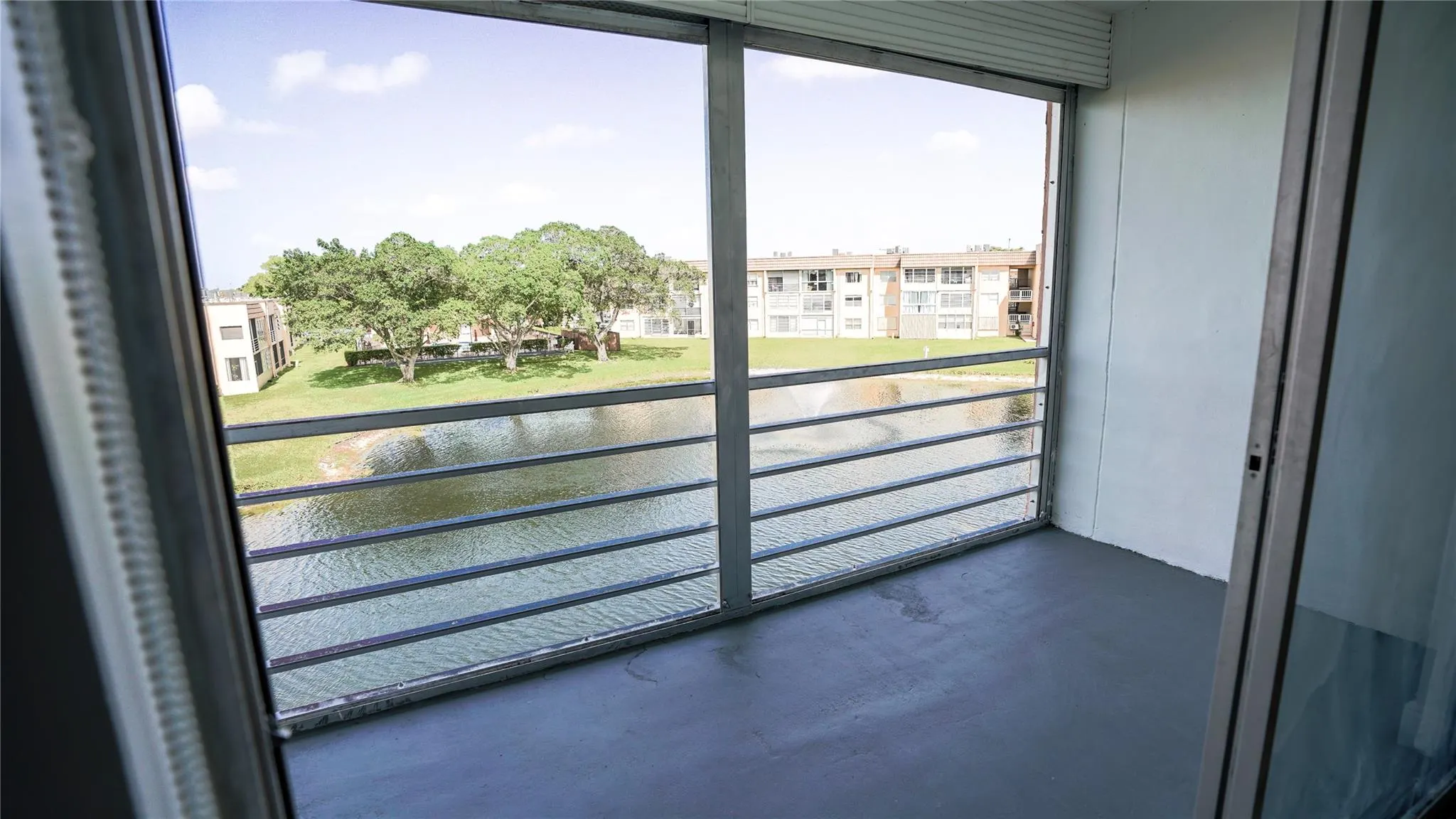 9601 Sunrise Lakes Blvd, #311