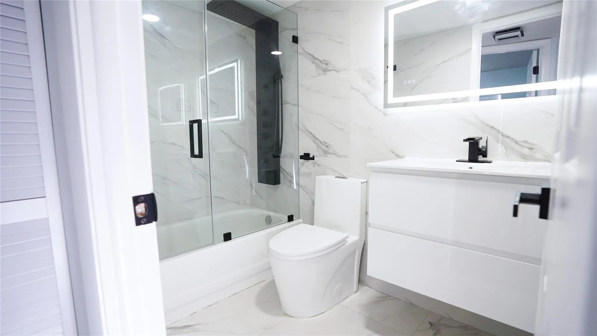 9601 Sunrise Lakes Blvd, #311
