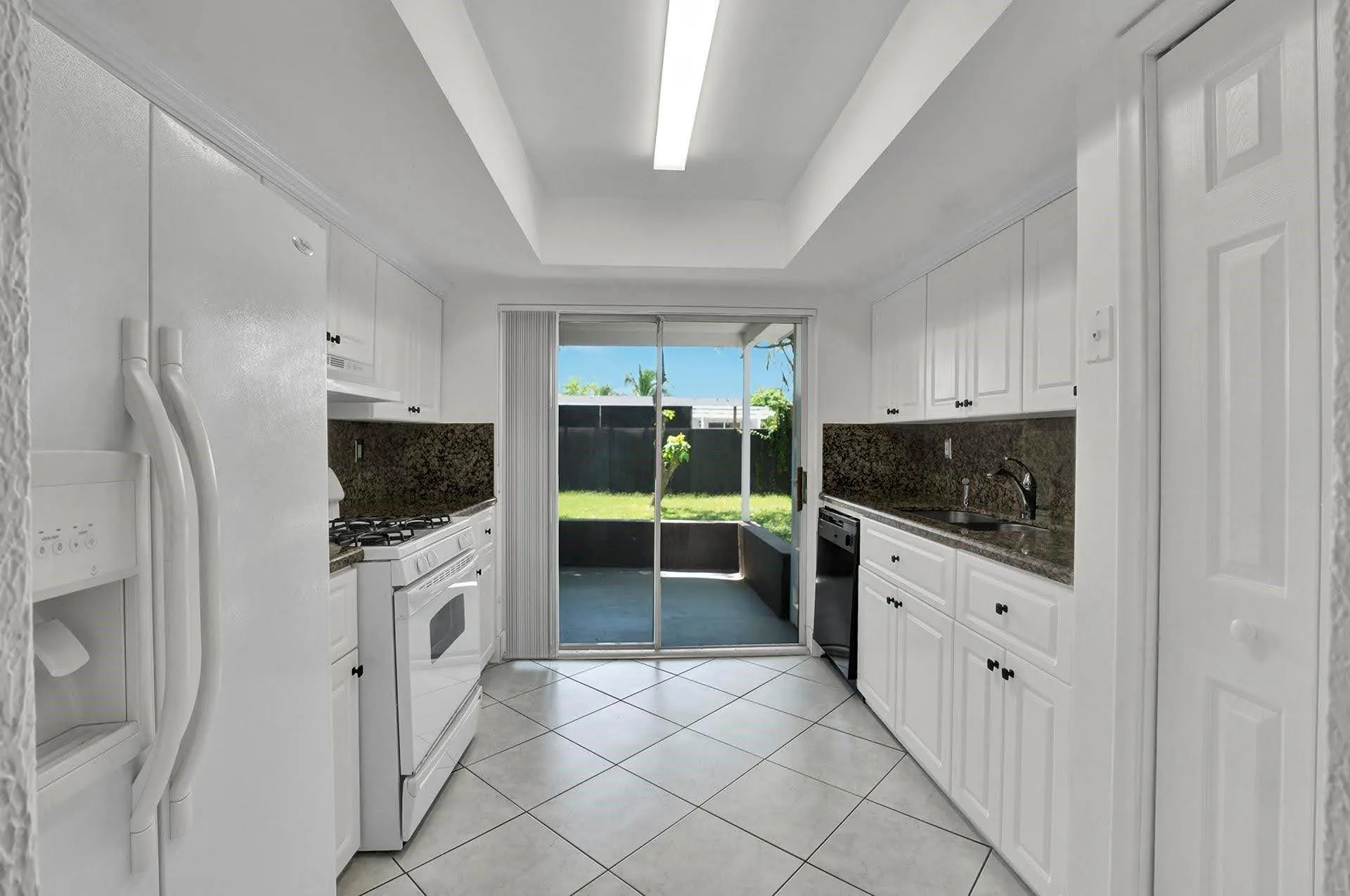 8360 NW 25th Ct