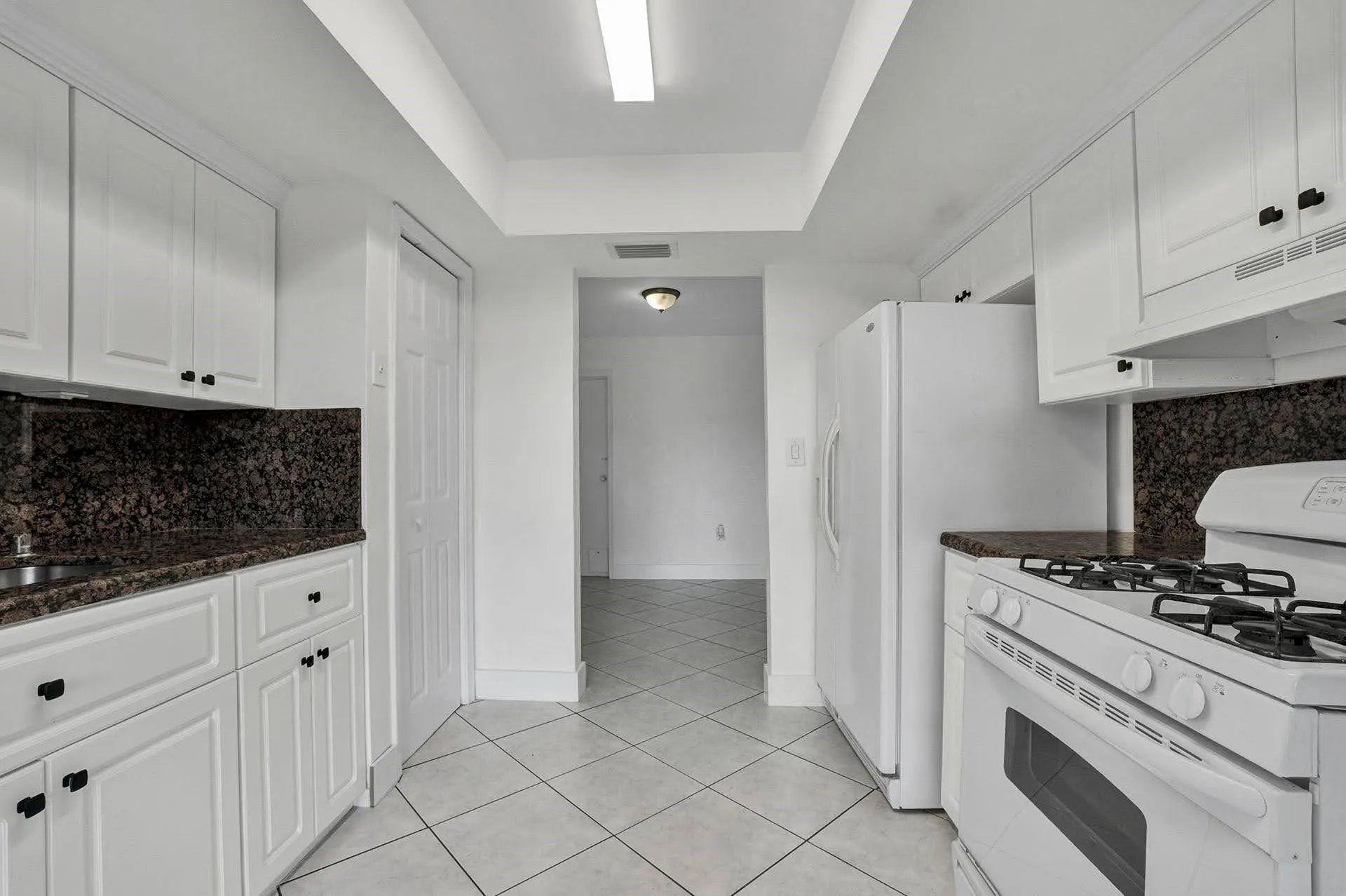 8360 NW 25th Ct