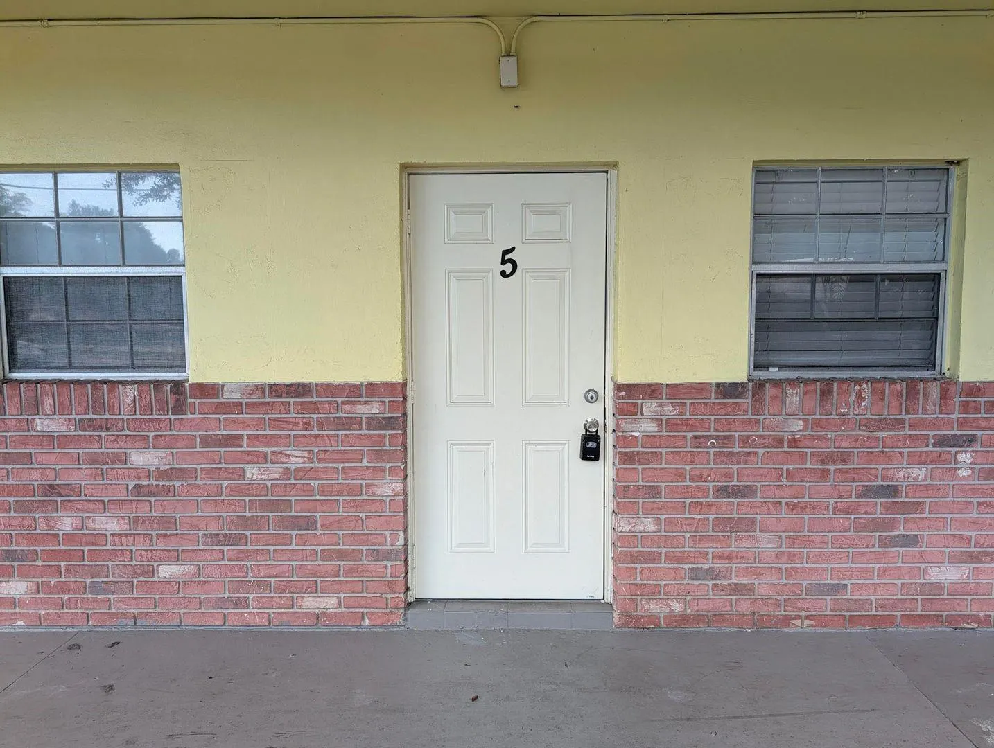 3800 Riverside Dr, #5