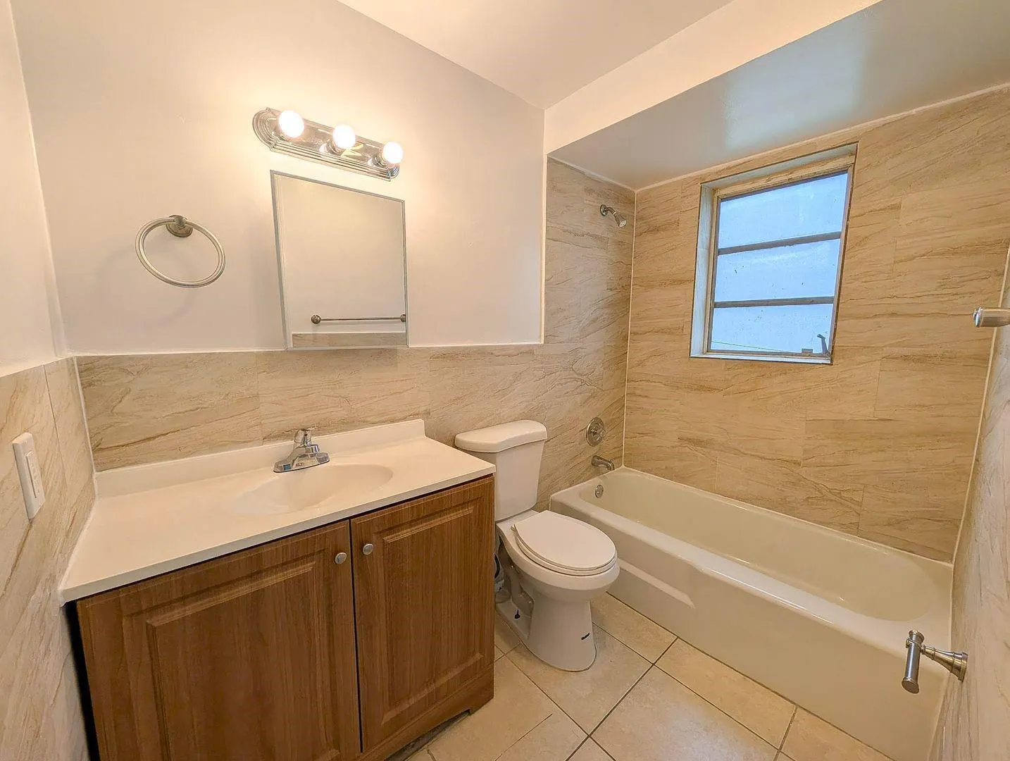 3800 Riverside Dr, #5