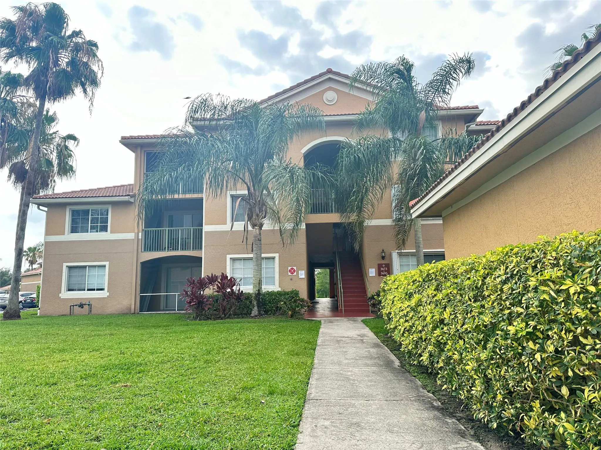 3679 NW Mediterranean Ln, #301
