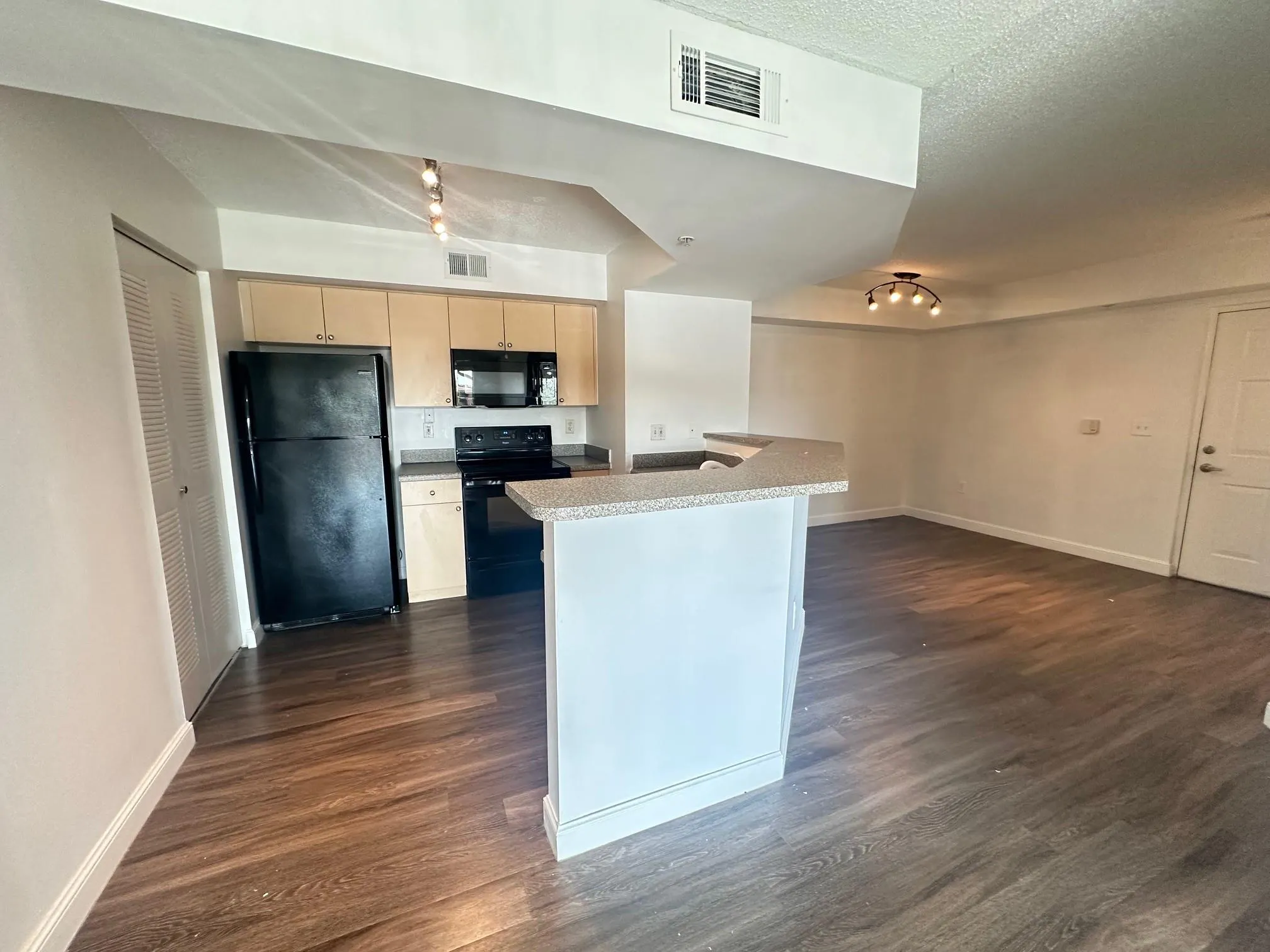 3679 NW Mediterranean Ln, #301