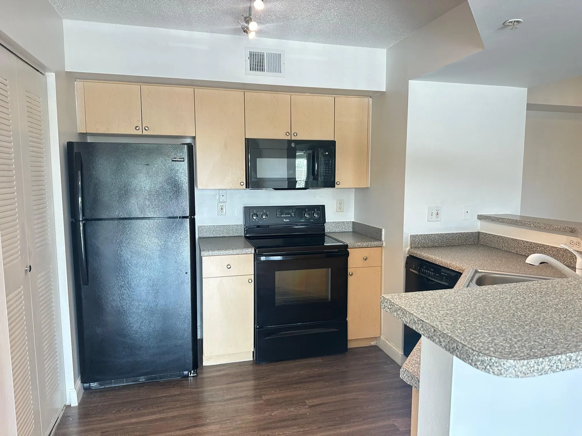 3679 NW Mediterranean Ln, #301