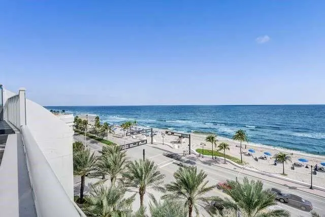 3101 Bayshore, #1806
