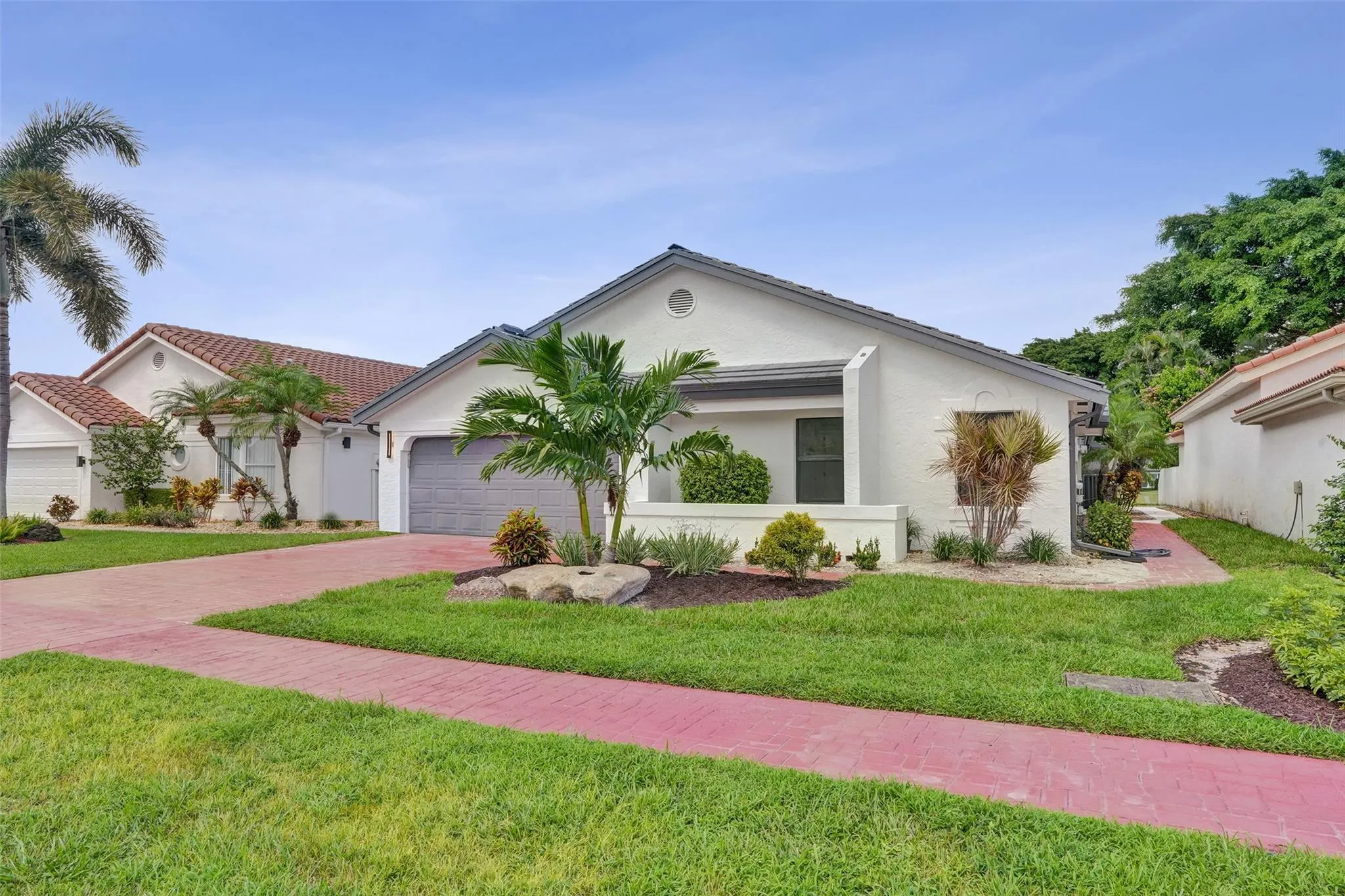 10359 Sunset Bend Dr