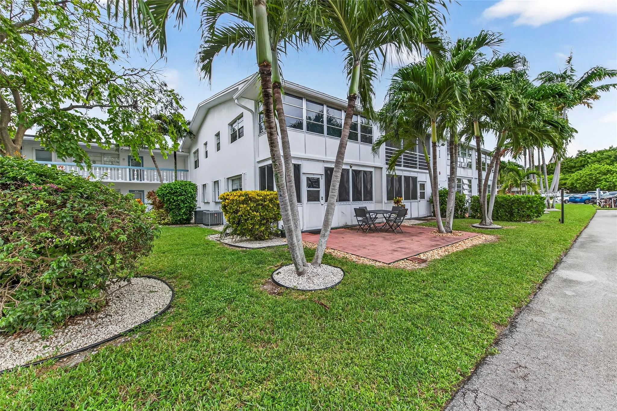 125 Newport I, #125