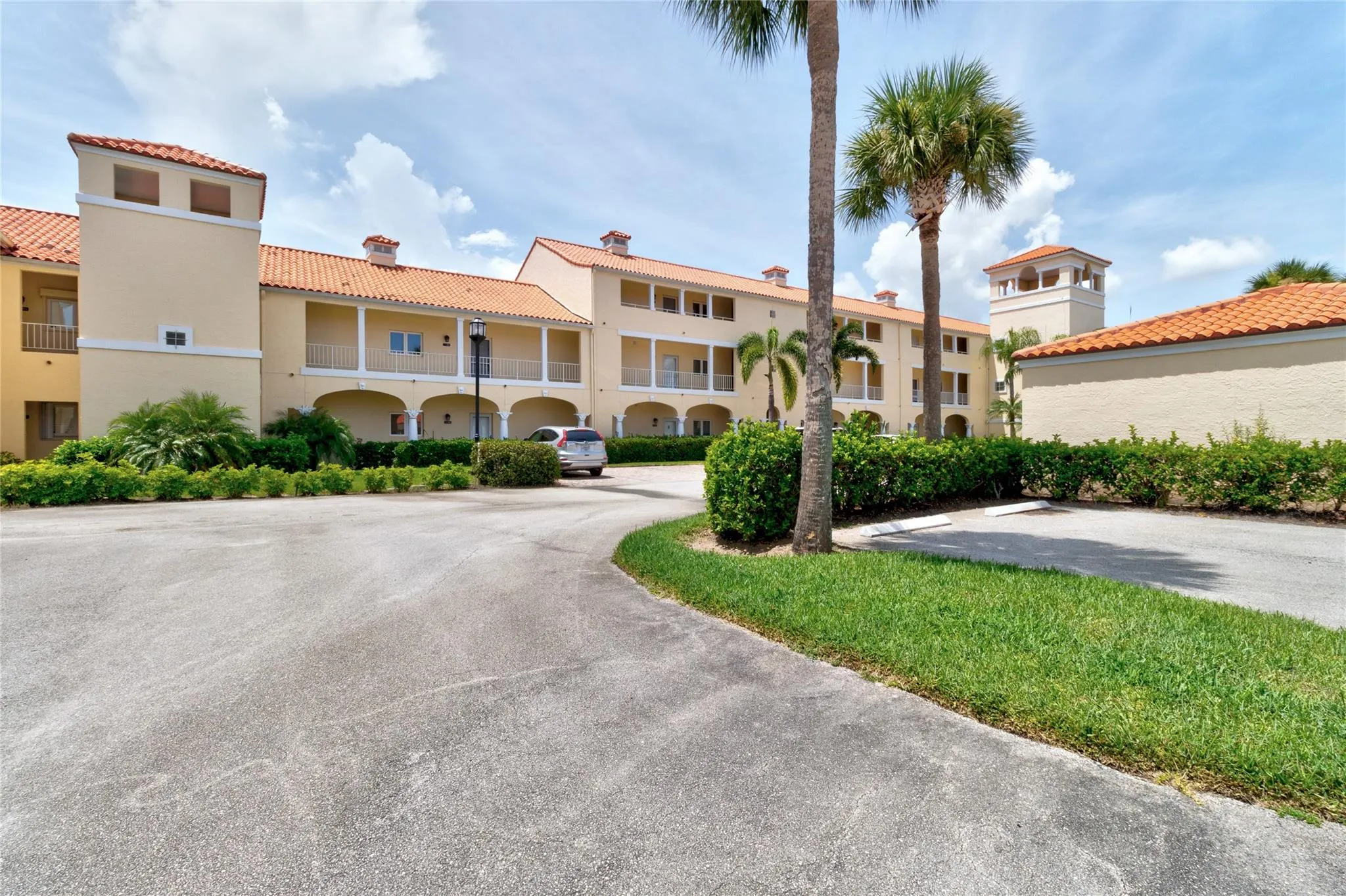 5045 Harmony Cir, #205