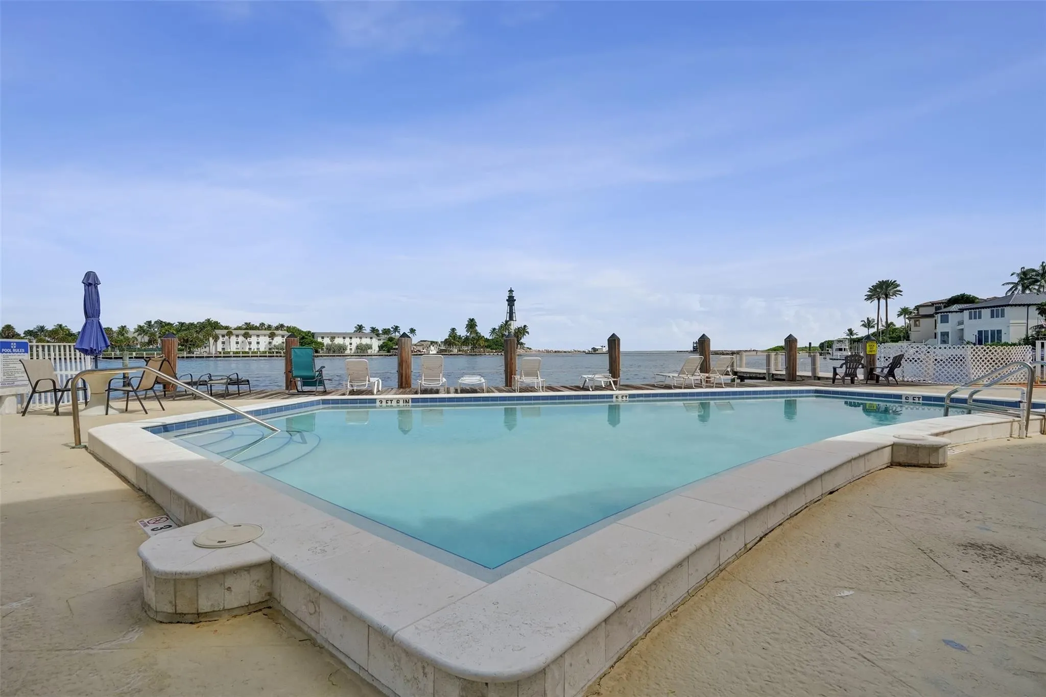 2508 Bay Dr, #303