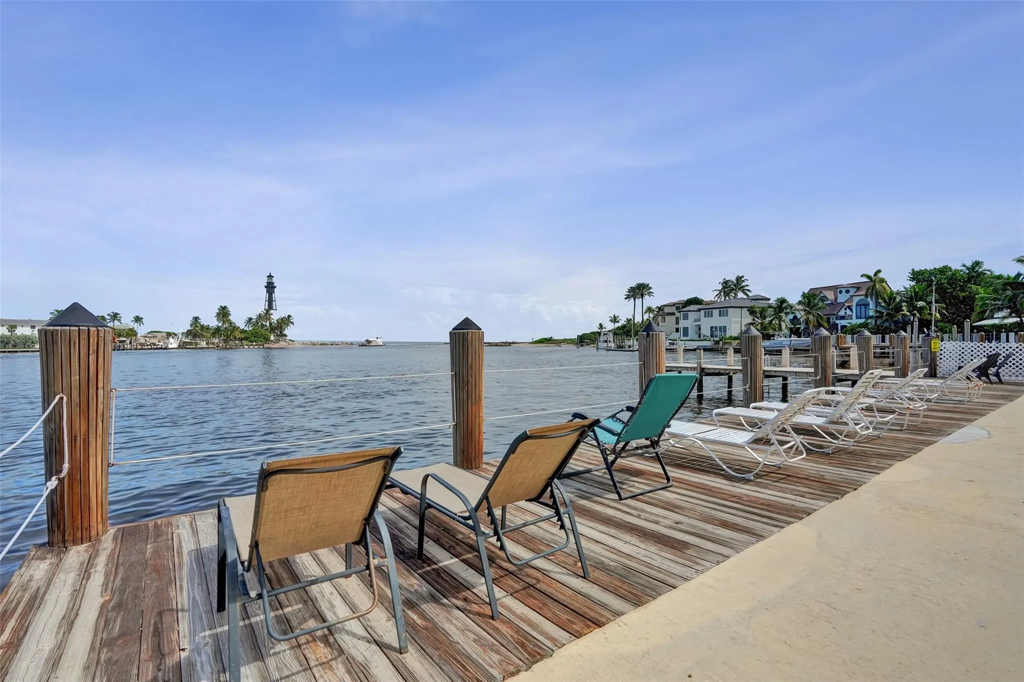 2508 Bay Dr, #303