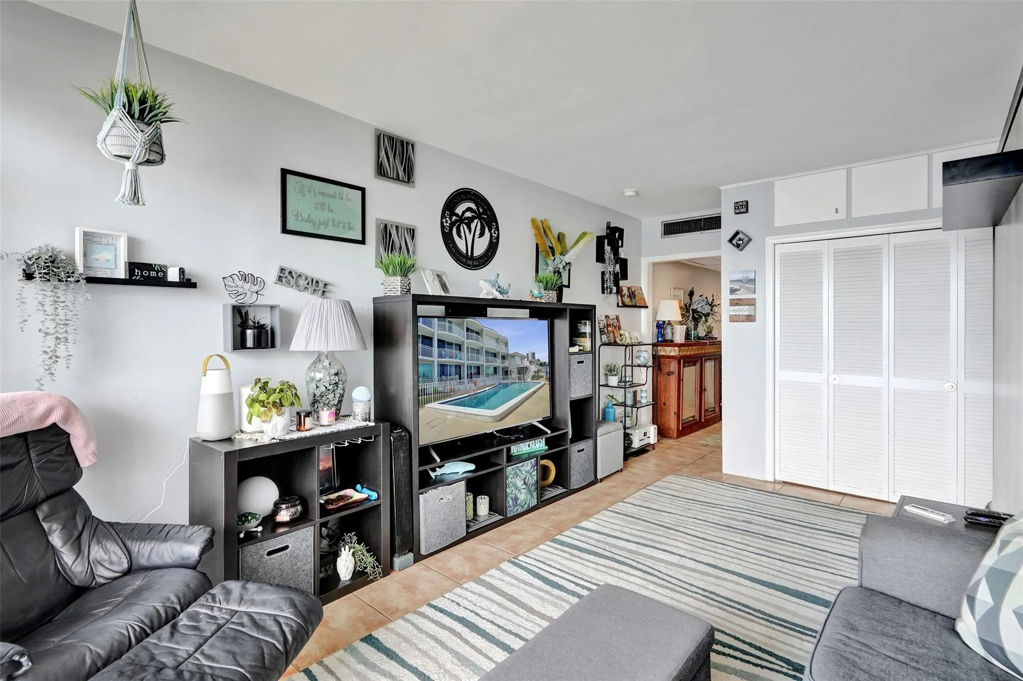 2508 Bay Dr, #303