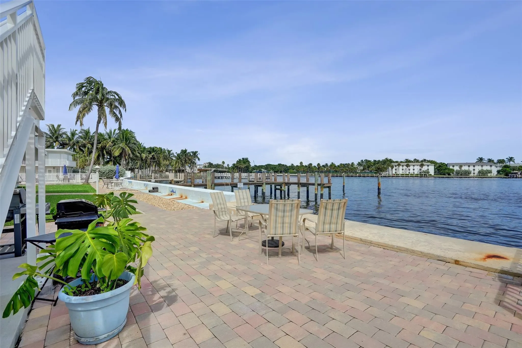 2508 Bay Dr, #303