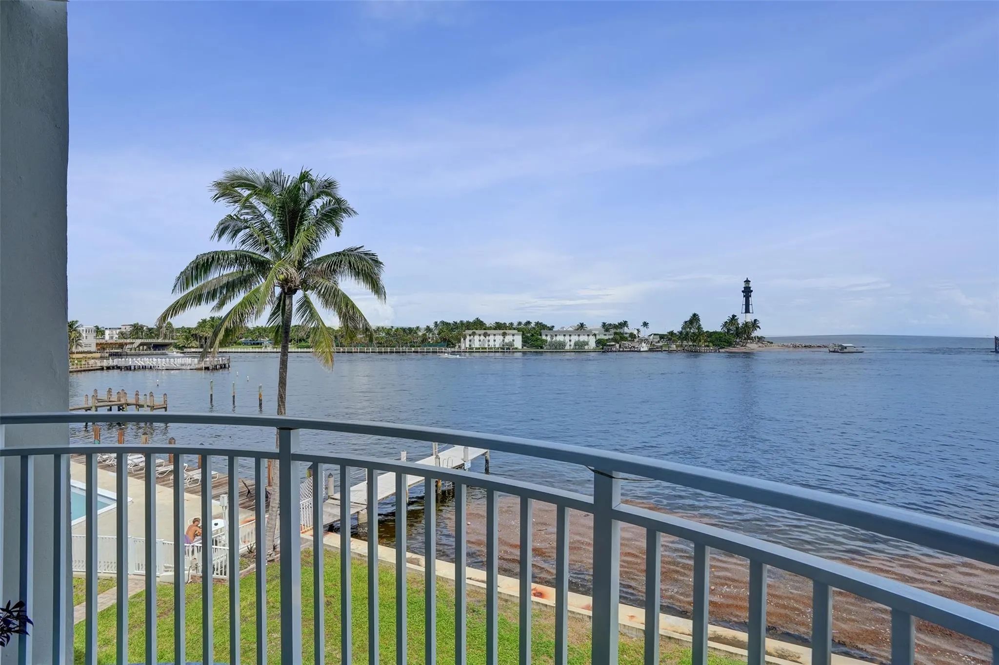 2508 Bay Dr, #303