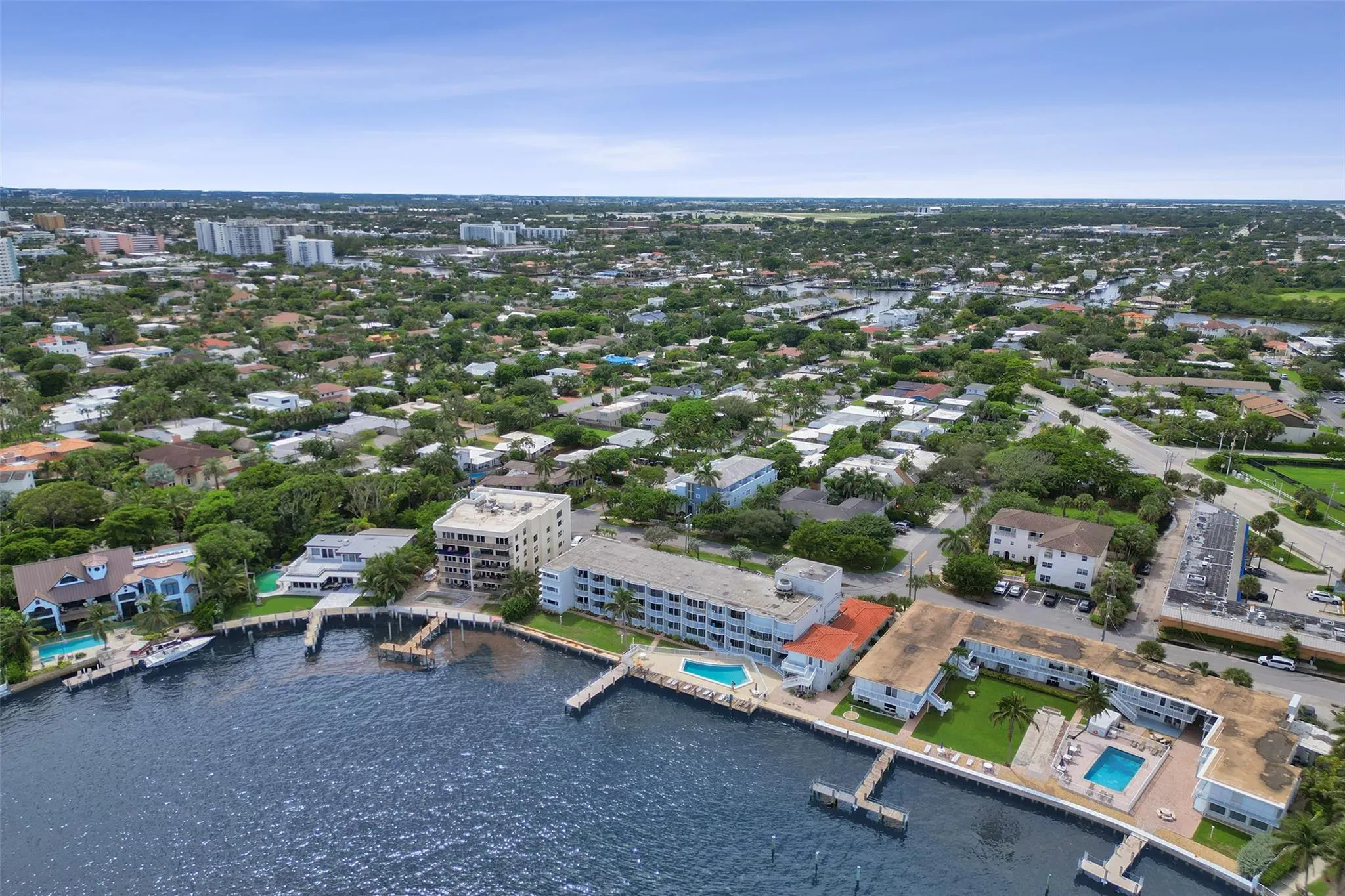 2508 Bay Dr, #303