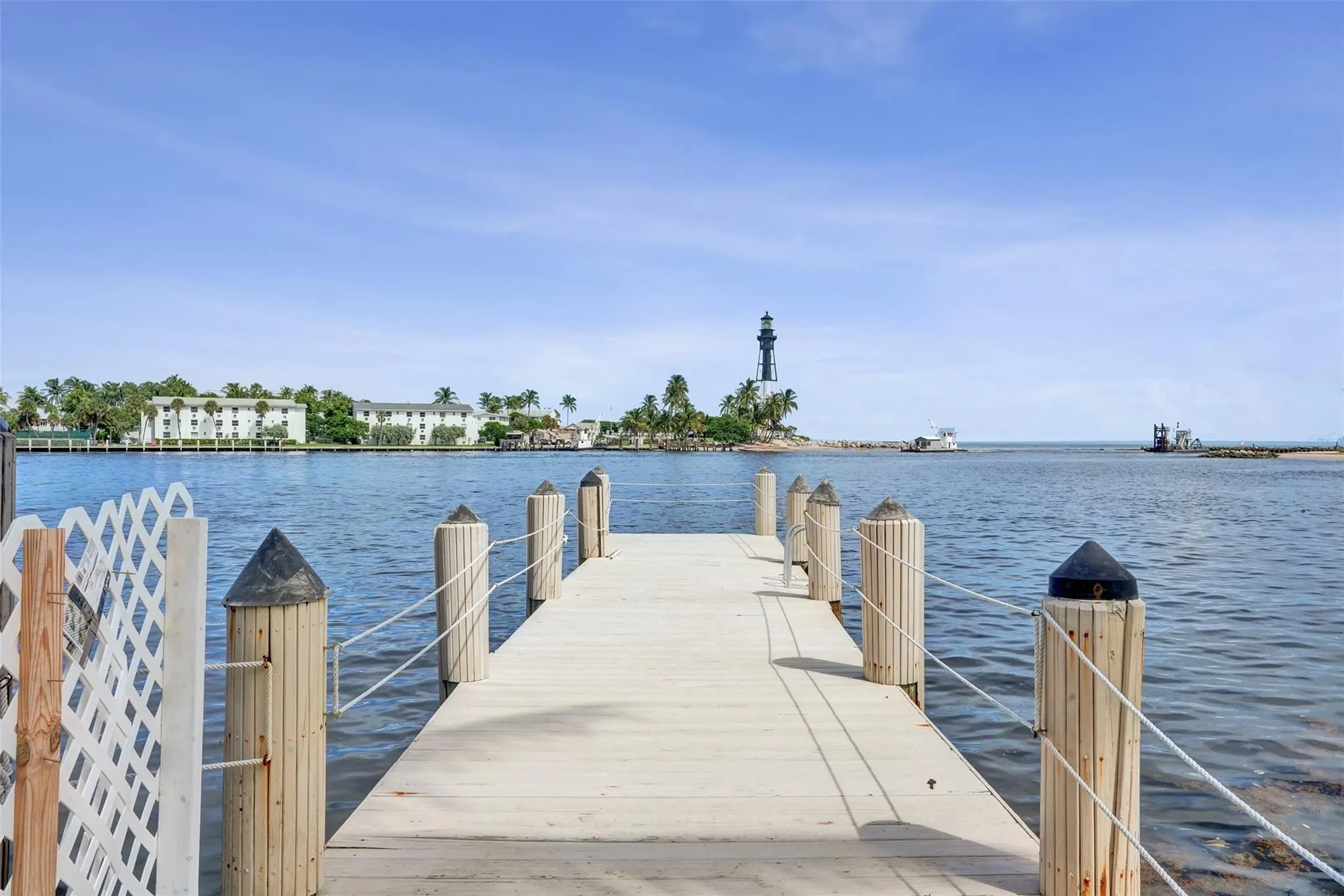 2508 Bay Dr, #303