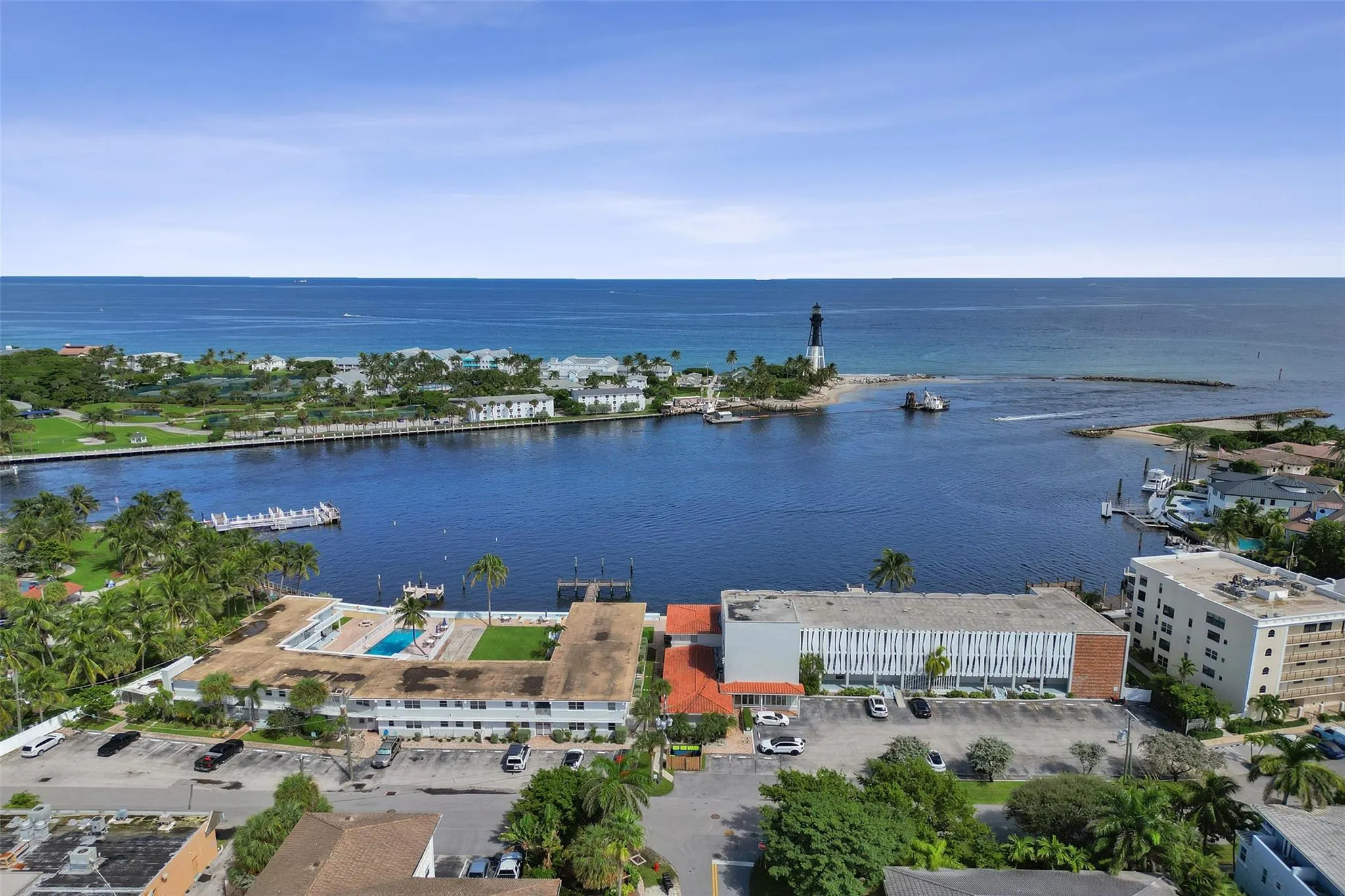 2508 Bay Dr, #303