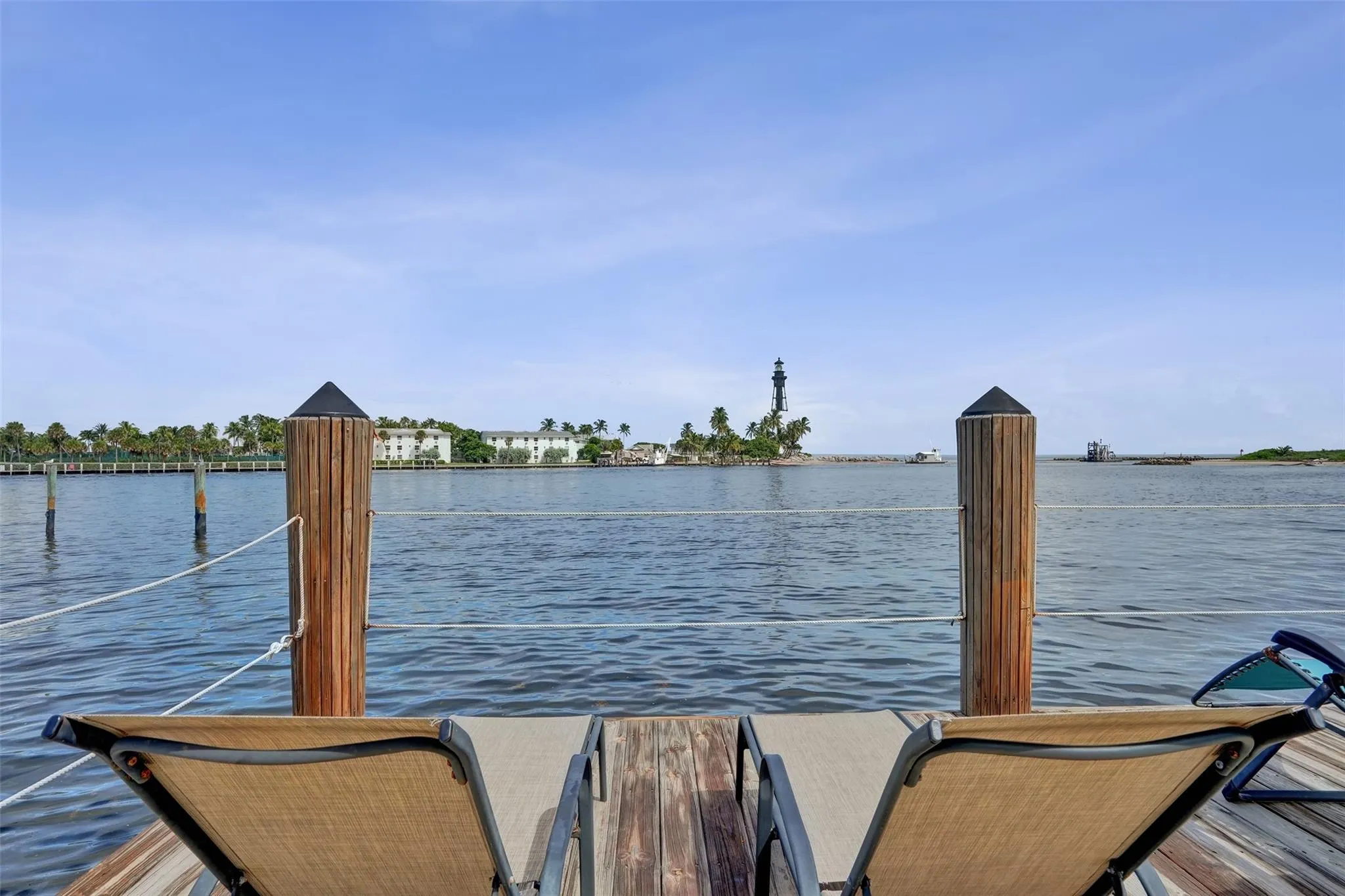 2508 Bay Dr, #303