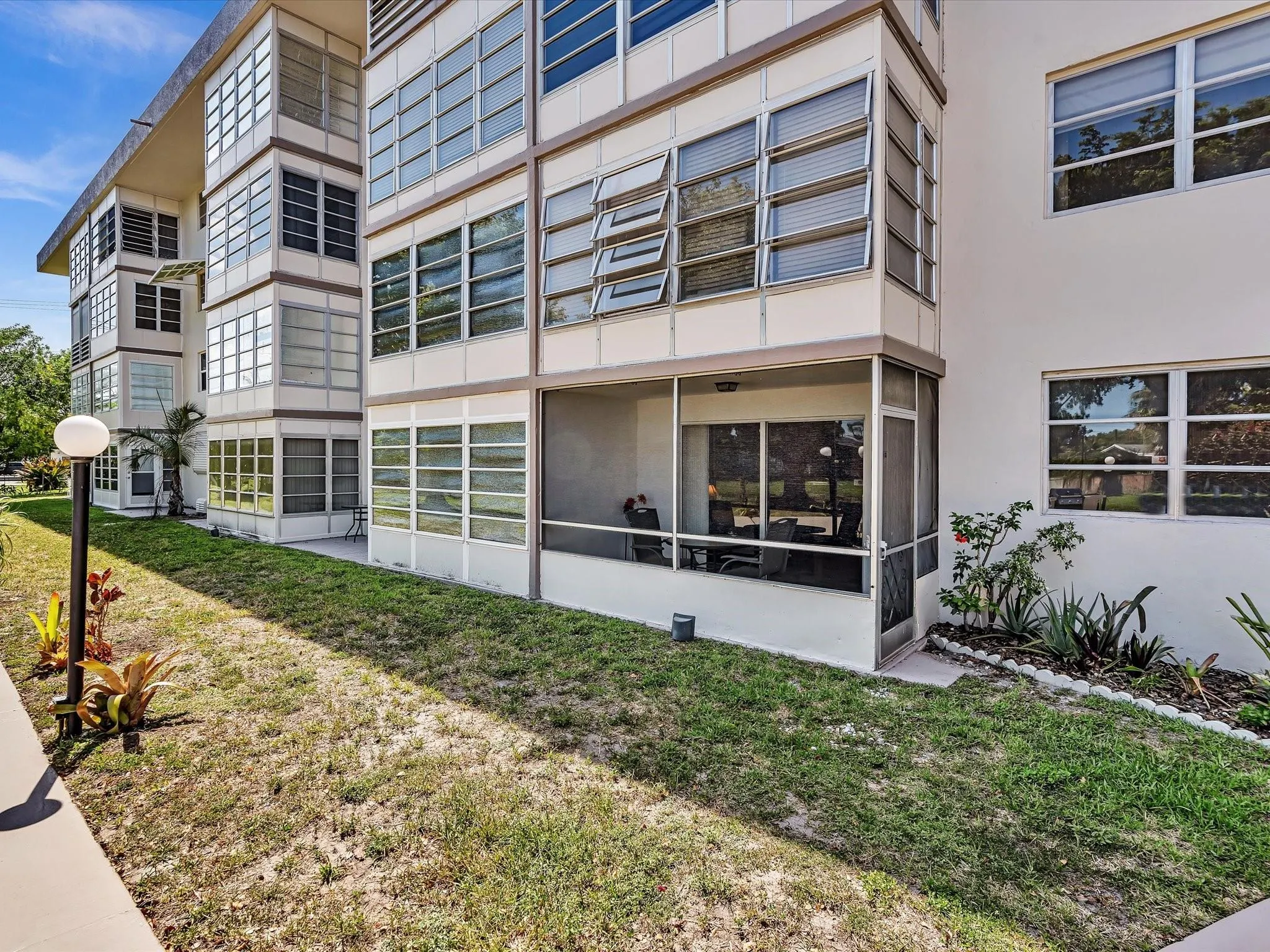 2801 NW 47th Ter, #106