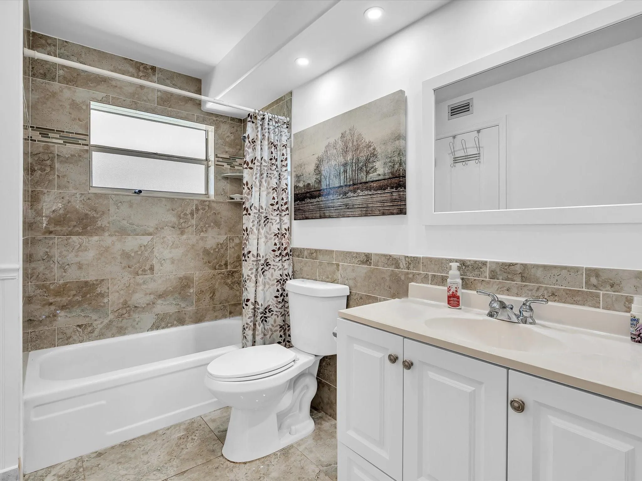 2801 NW 47th Ter, #106