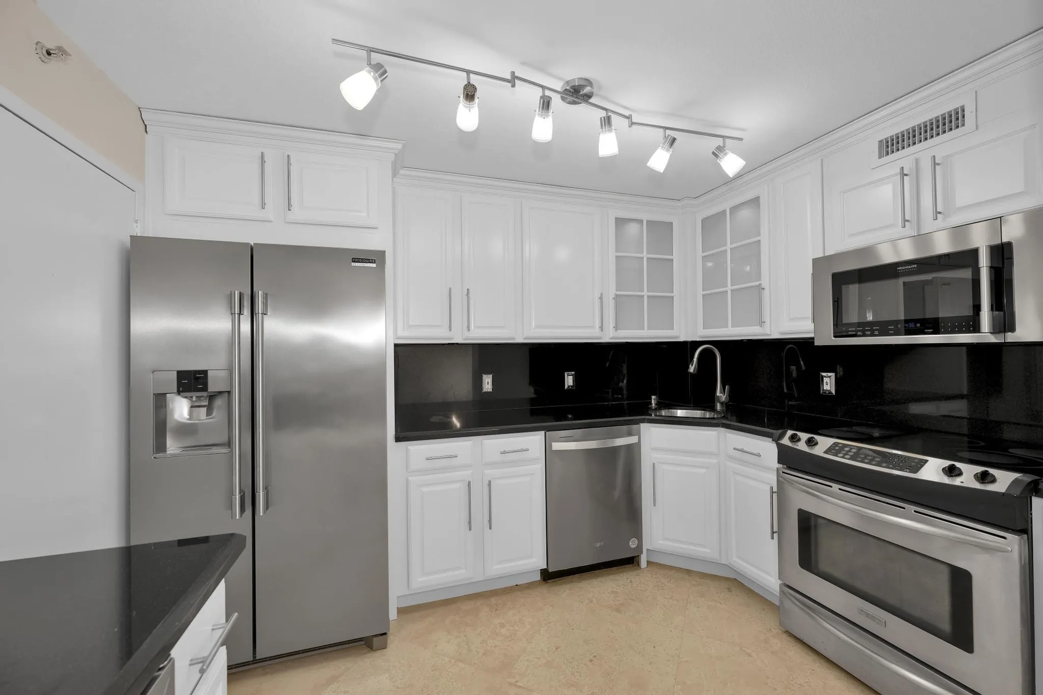 1900 S Ocean Blvd, #6S