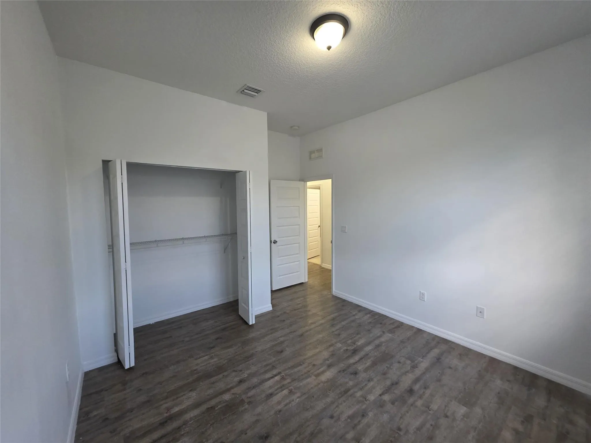 19117 NE 8th Ct