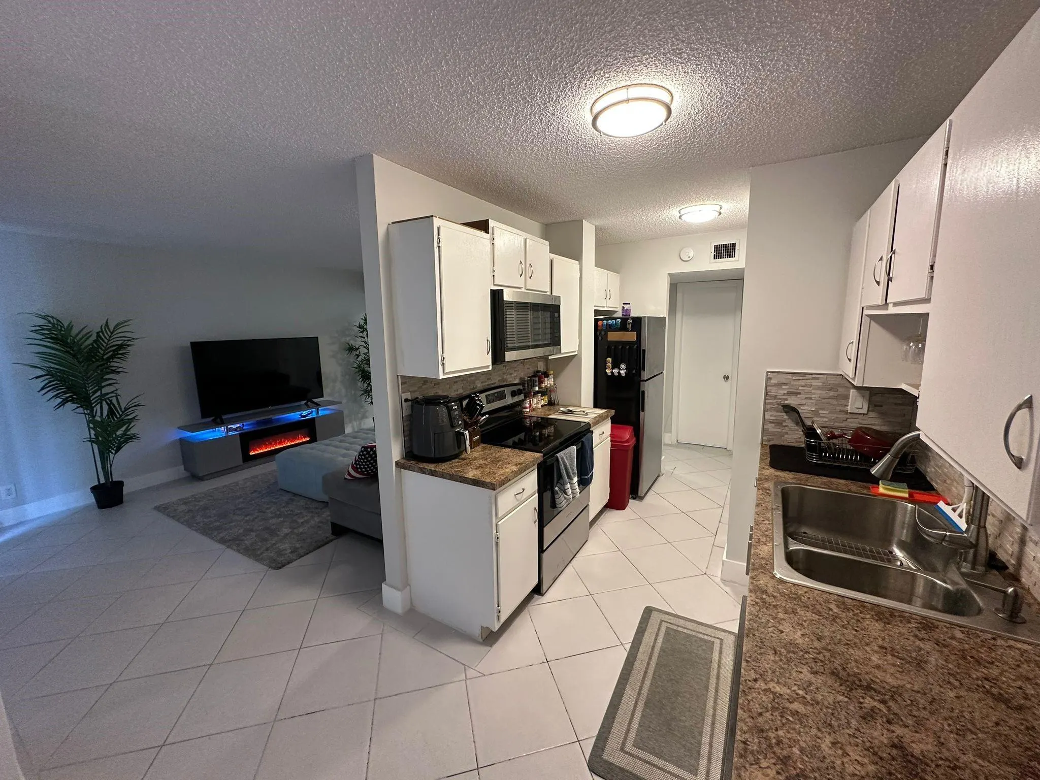 3550 Blue Lake Dr, #101