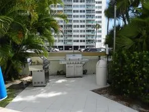 3200 NE 36, #512A