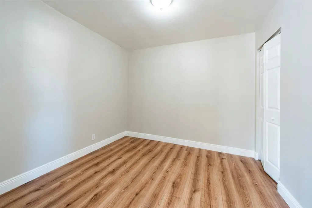 1031 SW 6th Way