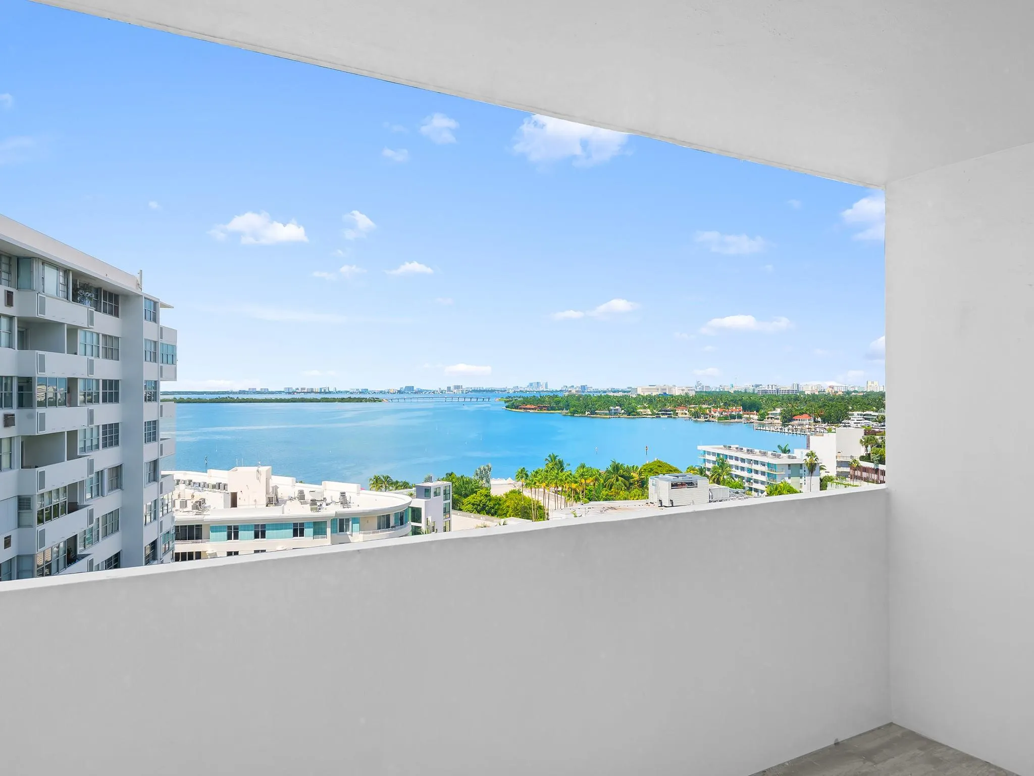 5 Island Ave, #12B