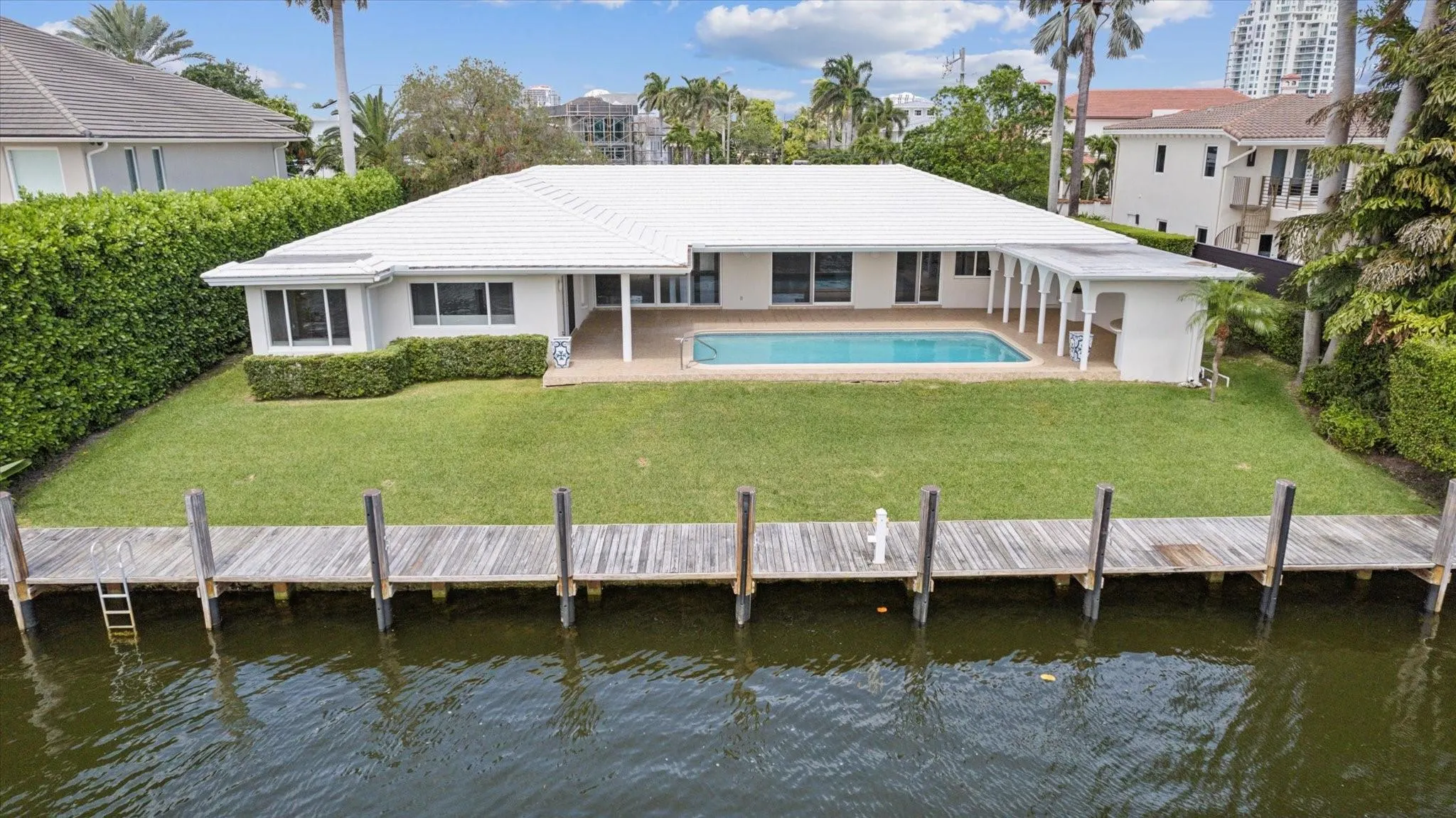 40 Isla Bahia Drive