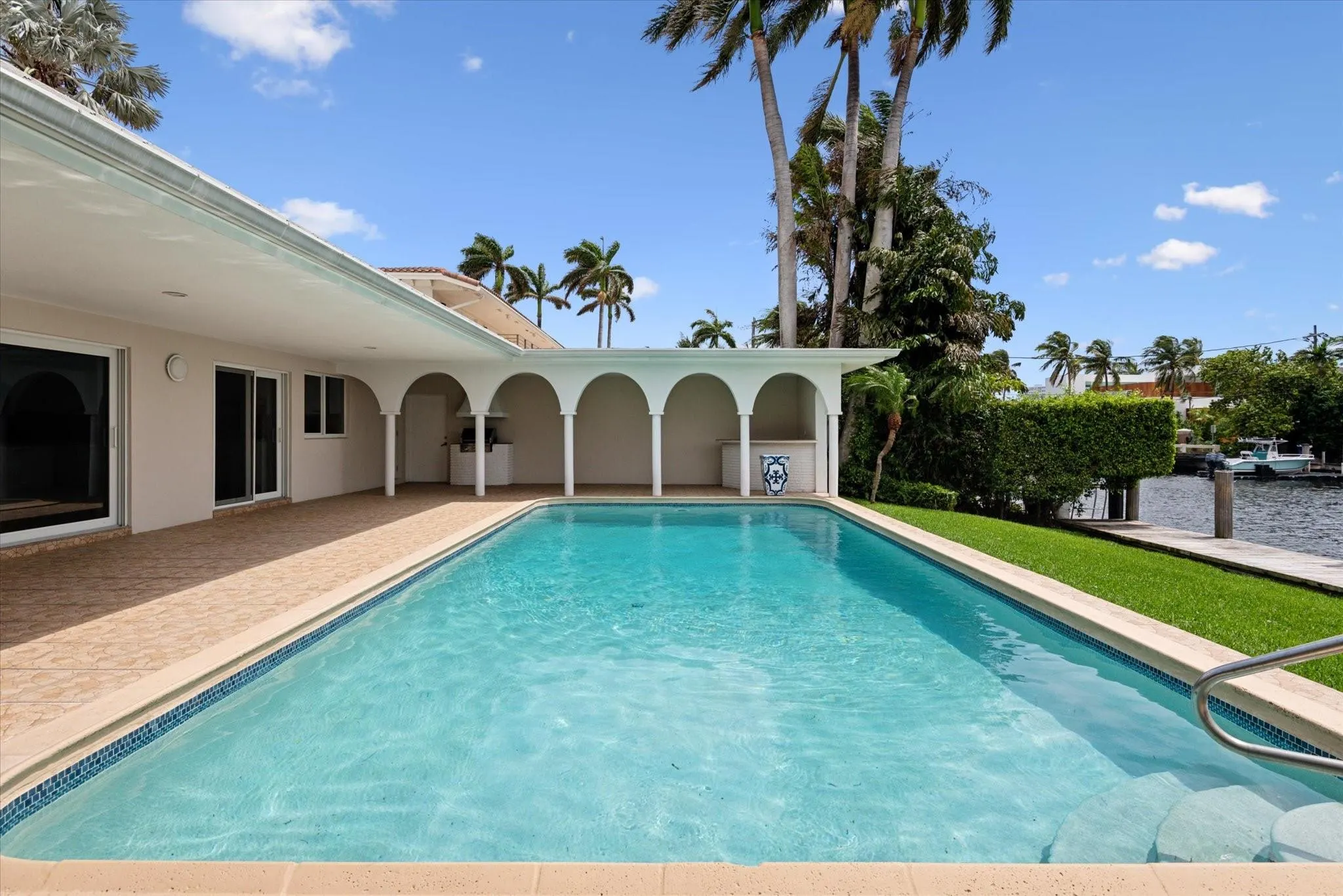 40 Isla Bahia Drive