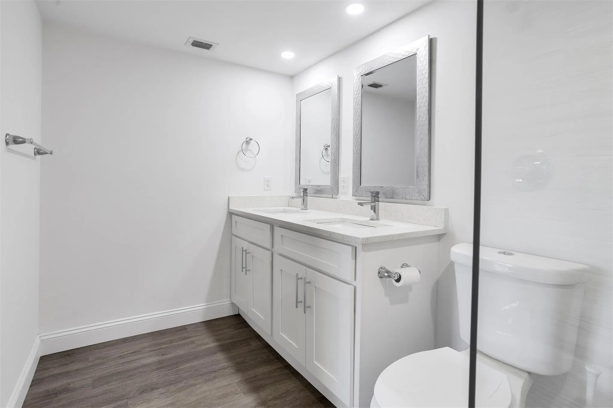 2805 Victoria Way, #F 2