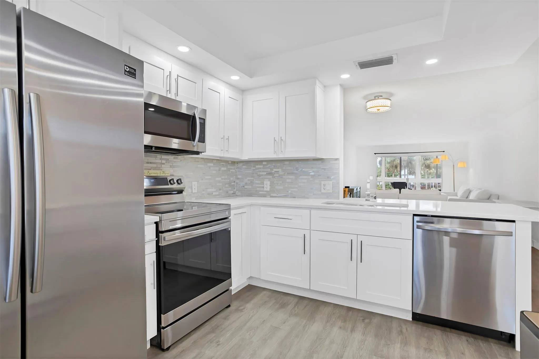 2805 Victoria Way, #F 2