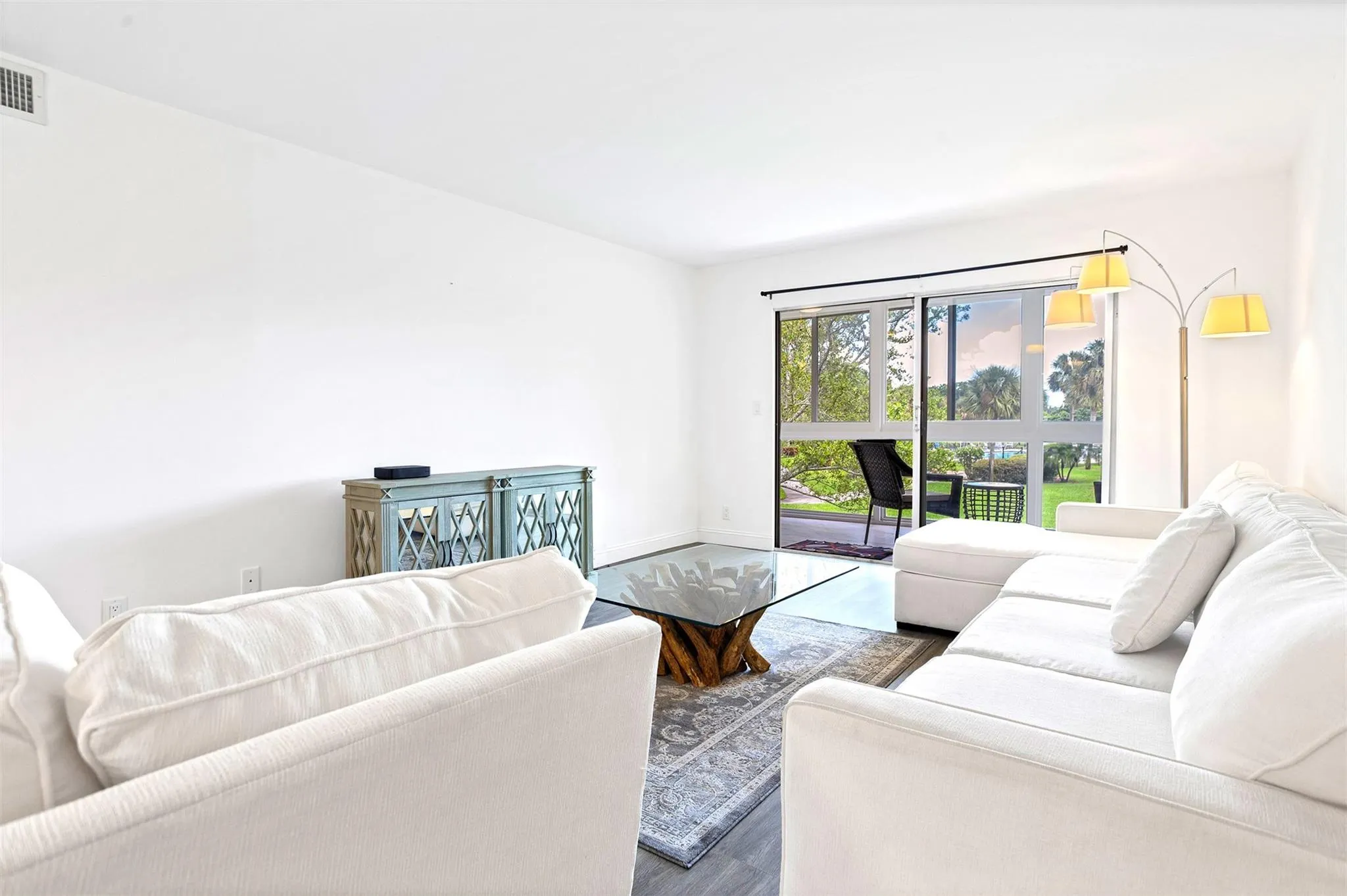 2805 Victoria Way, #F 2
