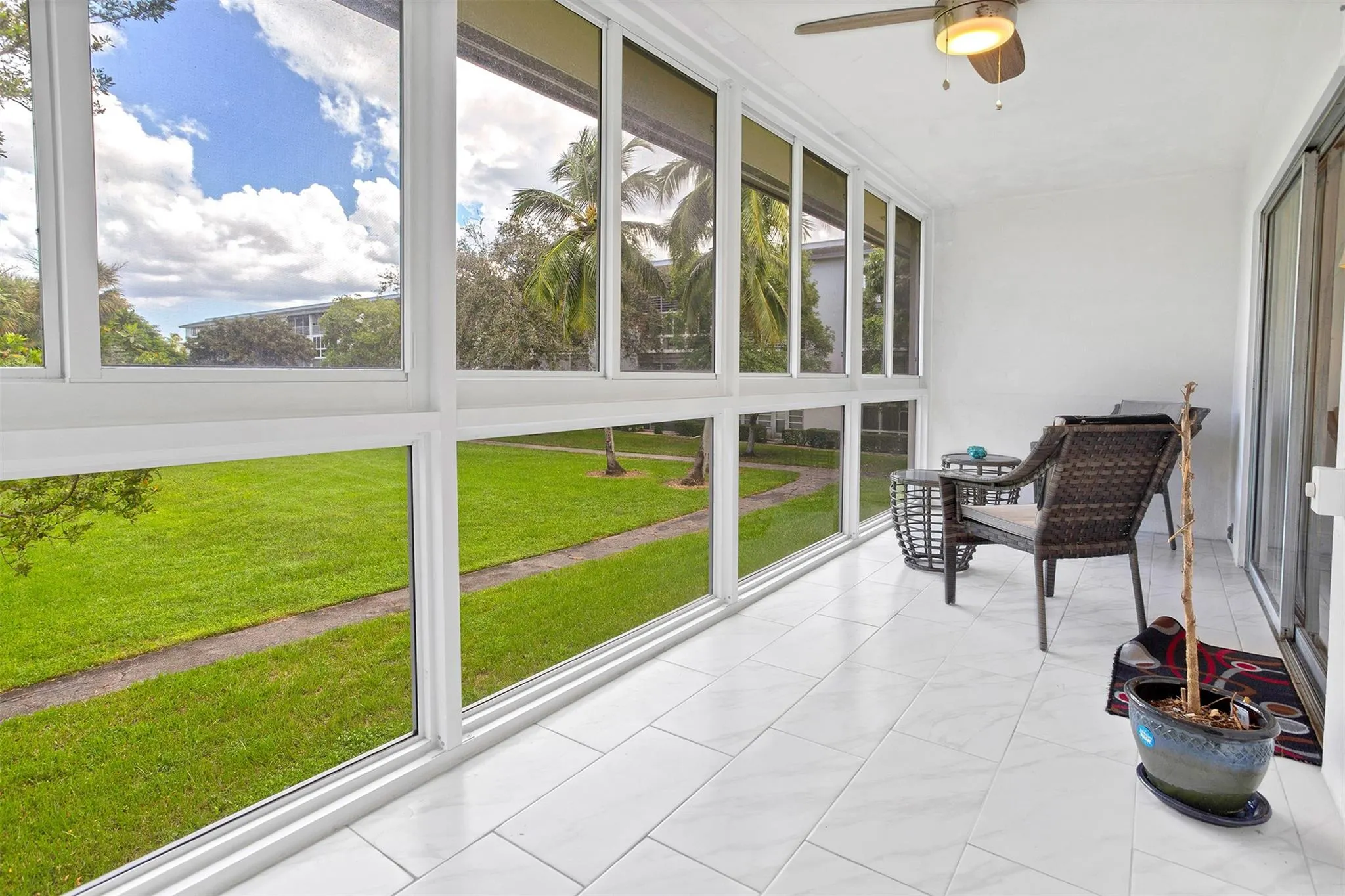 2805 Victoria Way, #F 2